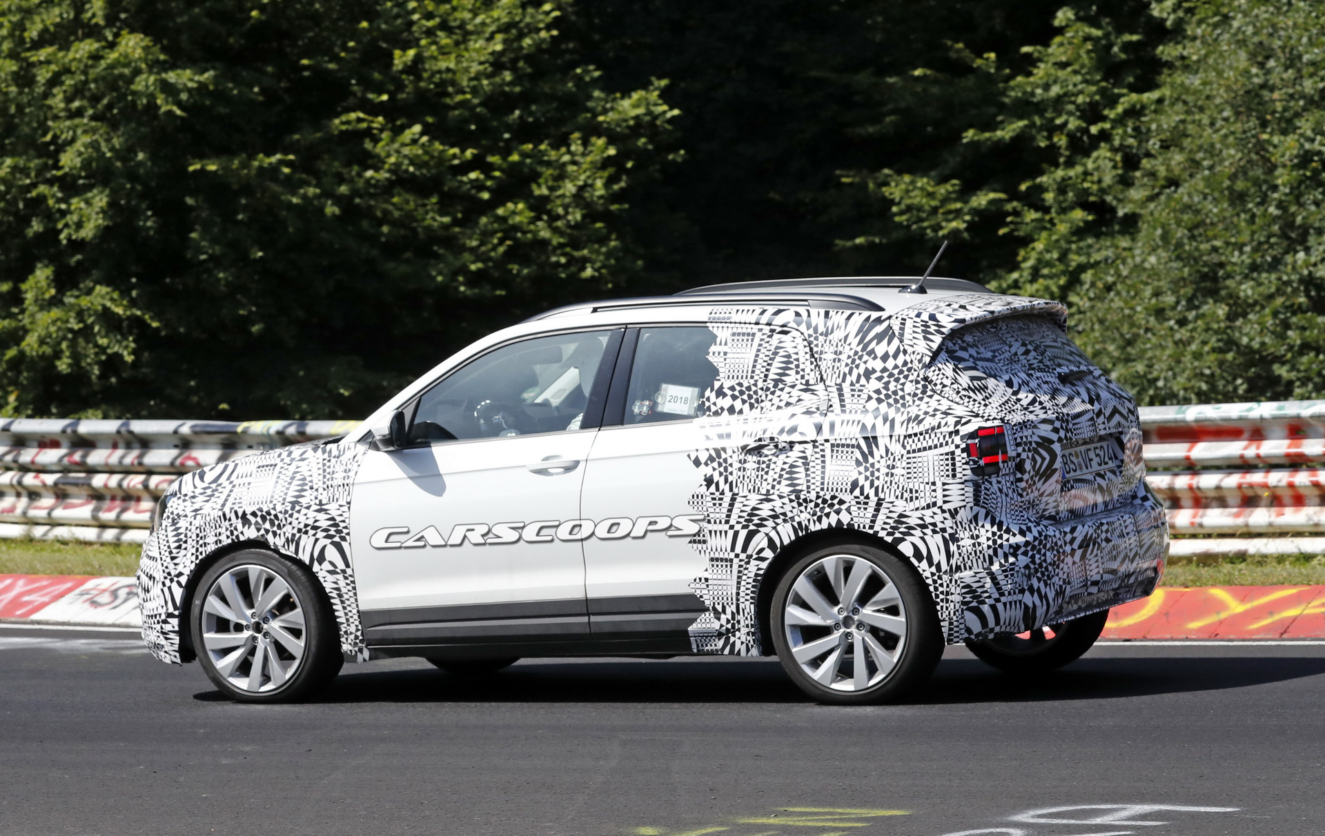 VW_T-Cross_06 Volkswagen T-Cross Baby SUV Getting Ready For Its Debut