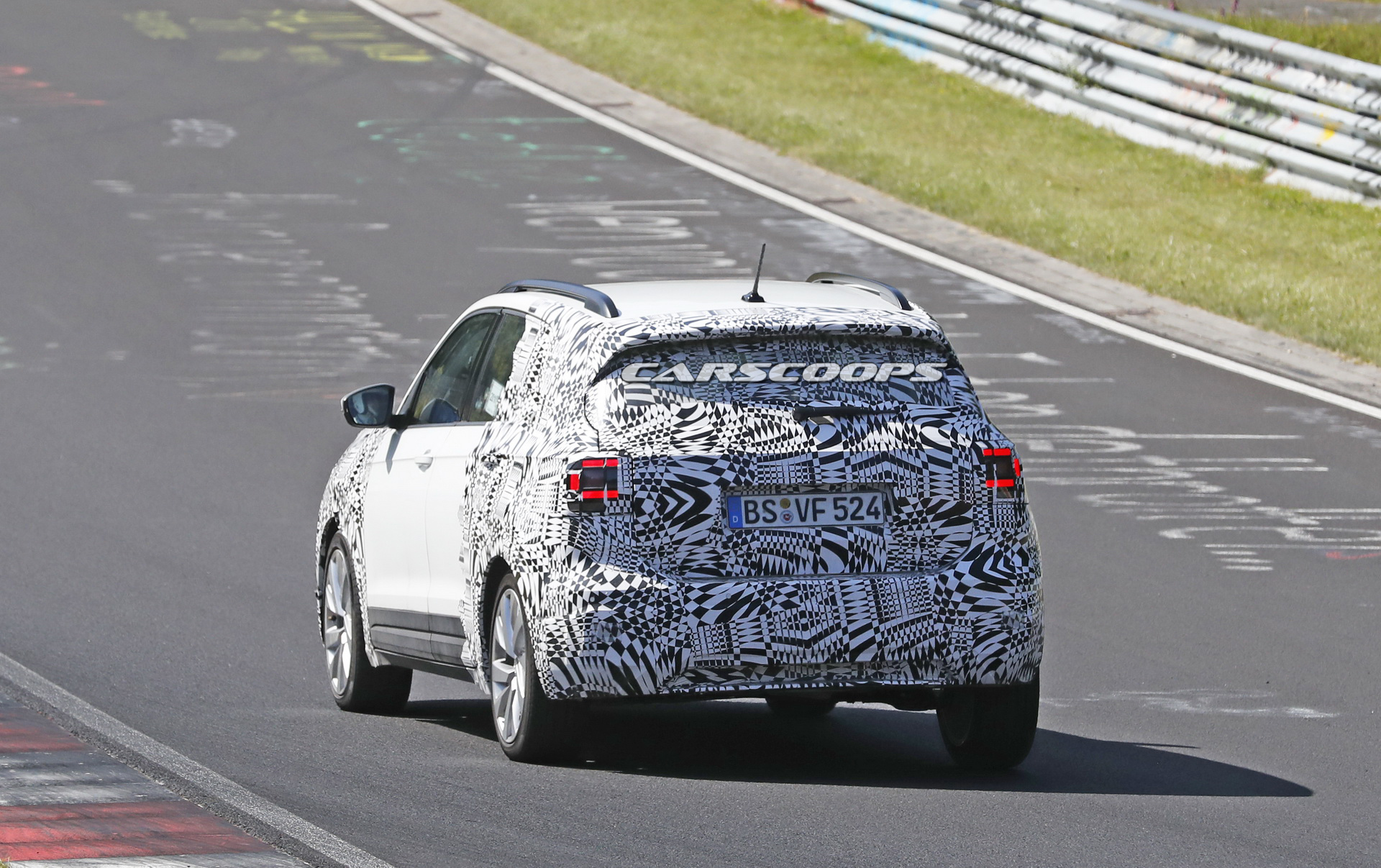 VW_T-Cross_08 Volkswagen T-Cross Baby SUV Getting Ready For Its Debut