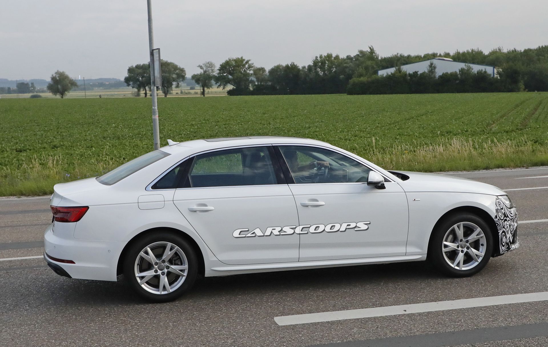 Audi-A4-sedan-facelift-08 Facelifted 2019 Audi A4 To Gain Minor Styling Updates And More Tech