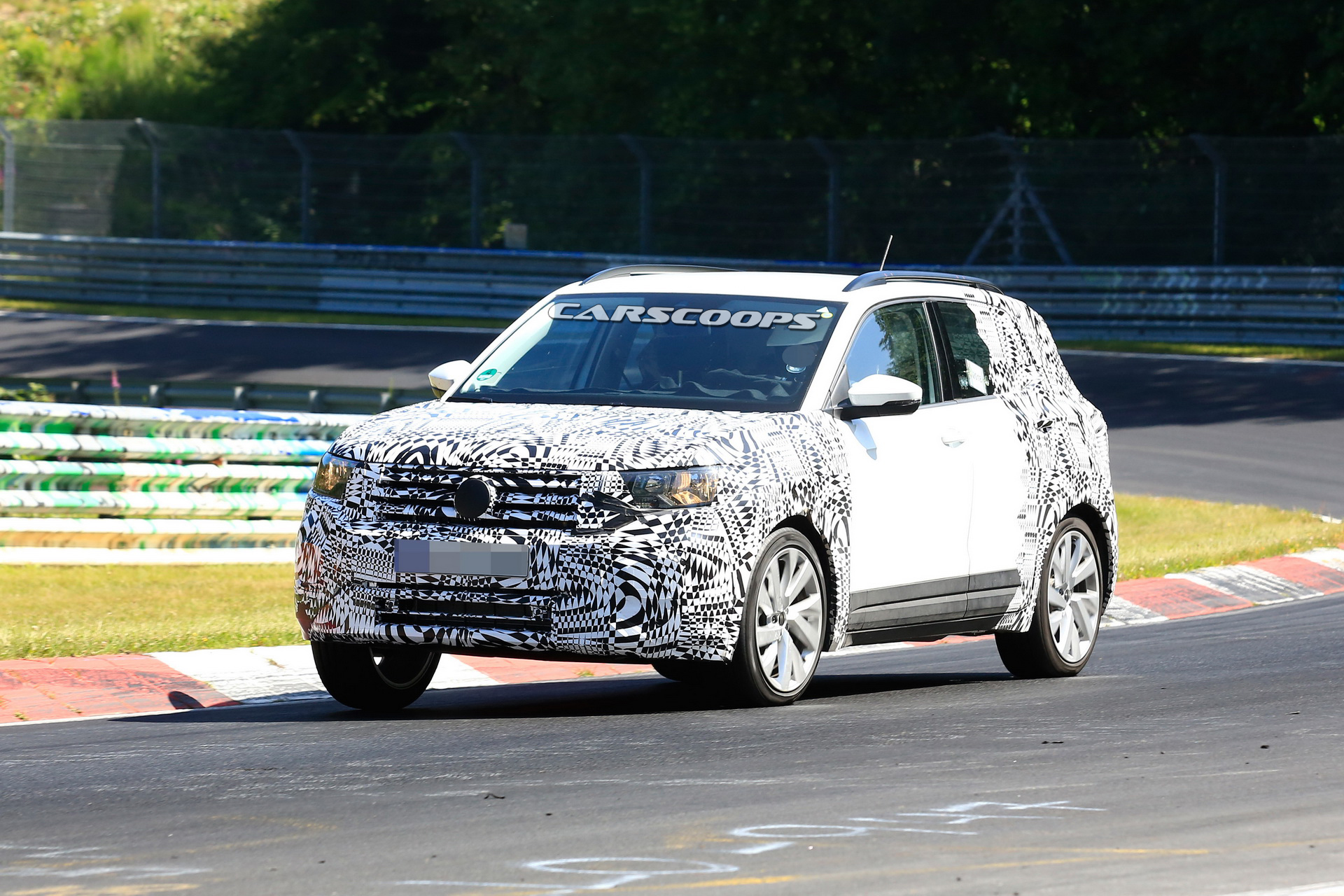 VW_T-Cross_19 Volkswagen T-Cross Baby SUV Getting Ready For Its Debut