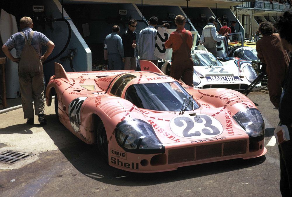 917-pink-pig Porsche 918 Spyder Looks Pretty In Pink Pig Throwback Livery