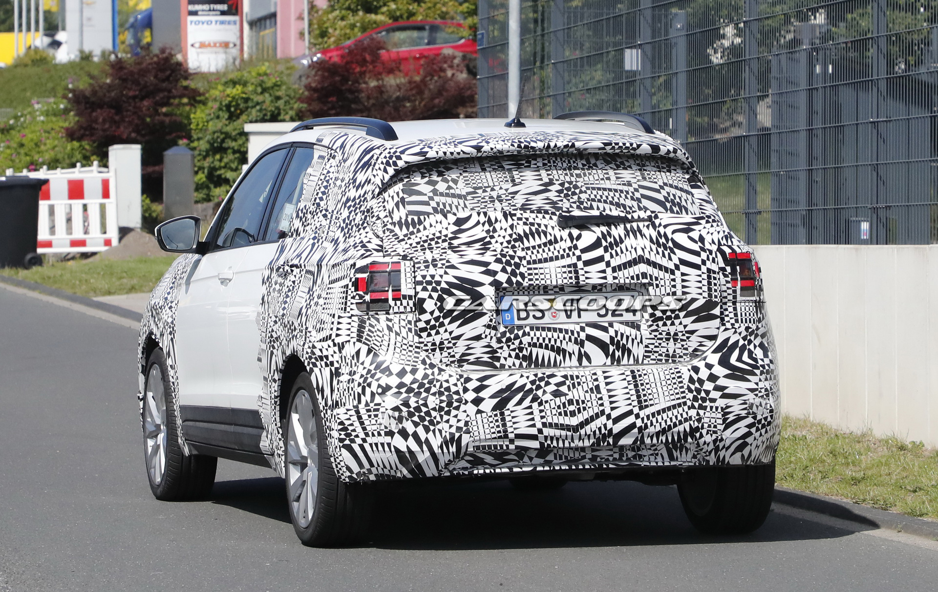 VW_T-Cross_15 Volkswagen T-Cross Baby SUV Getting Ready For Its Debut