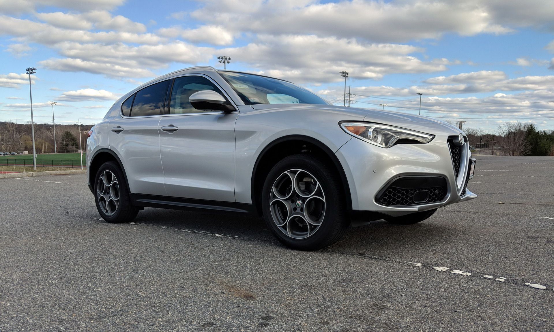 Alfa-Romeo-Stelvio-Exterior-2 2018 Alfa Romeo Stelvio 2.0T Q4 Review: Does It Pass Or Fail?