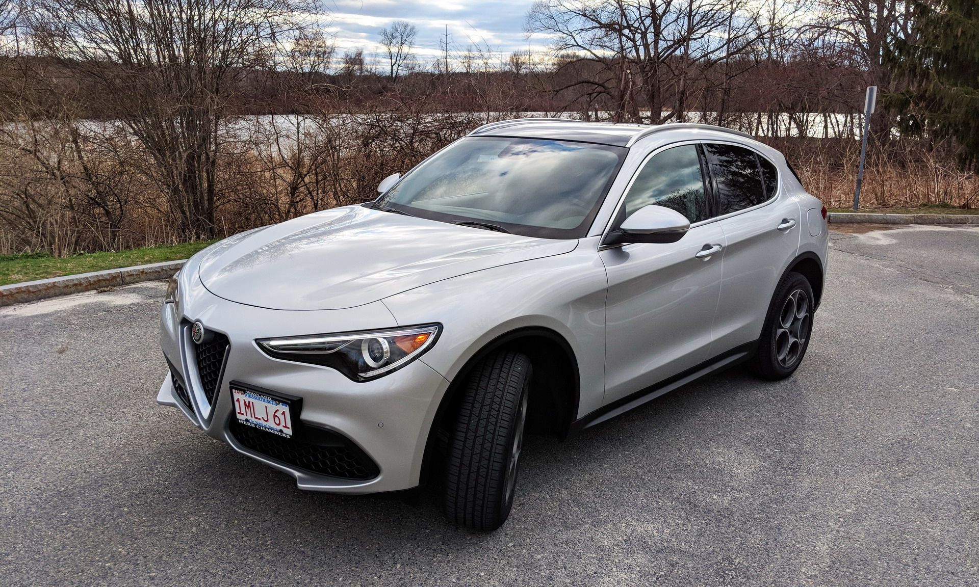 Alfa-Romeo-Stelvio-Exterior-8 2018 Alfa Romeo Stelvio 2.0T Q4 Review: Does It Pass Or Fail?