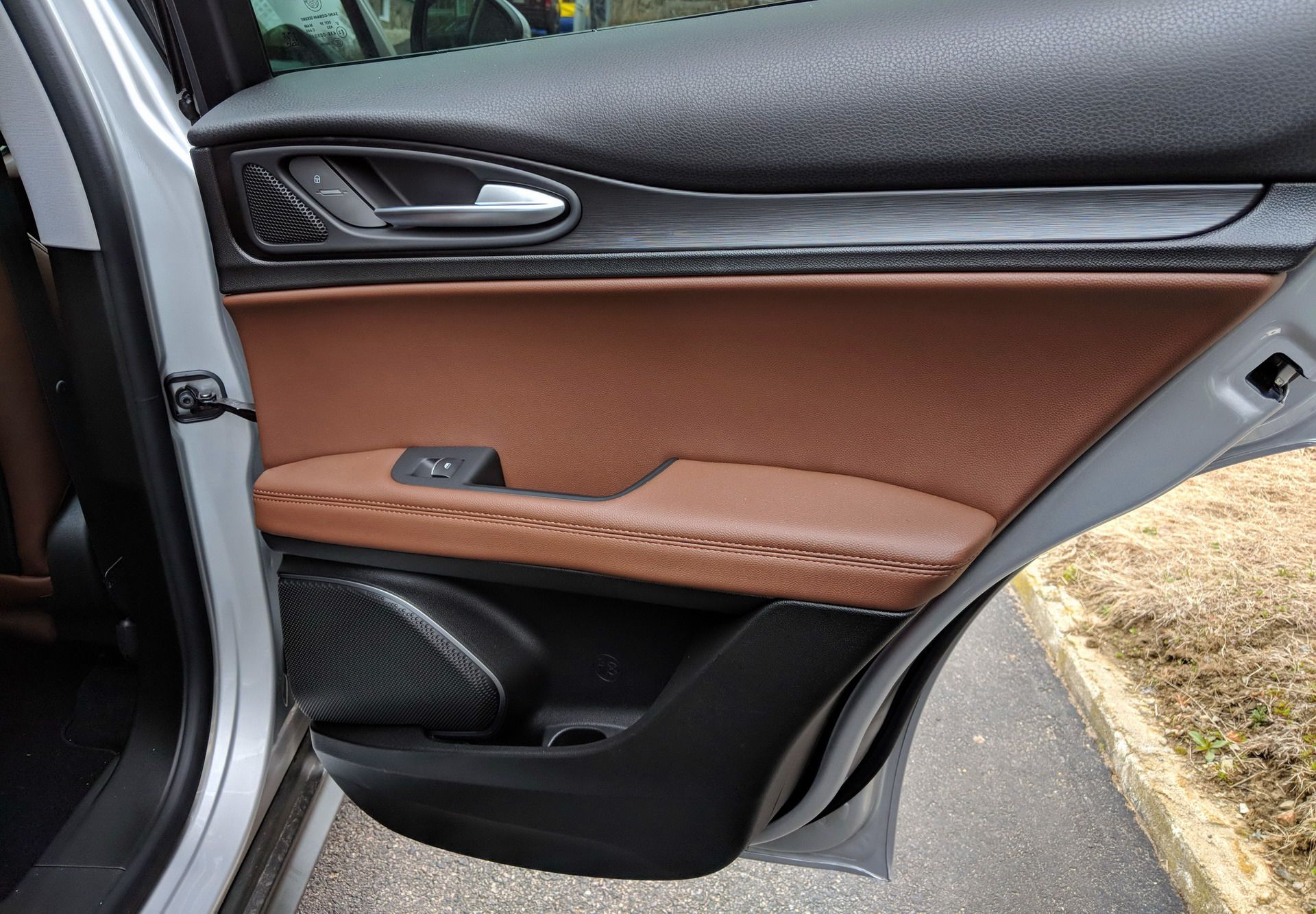 Alfa-Romeo-Stelvio-Interior-7 2018 Alfa Romeo Stelvio 2.0T Q4 Review: Does It Pass Or Fail?