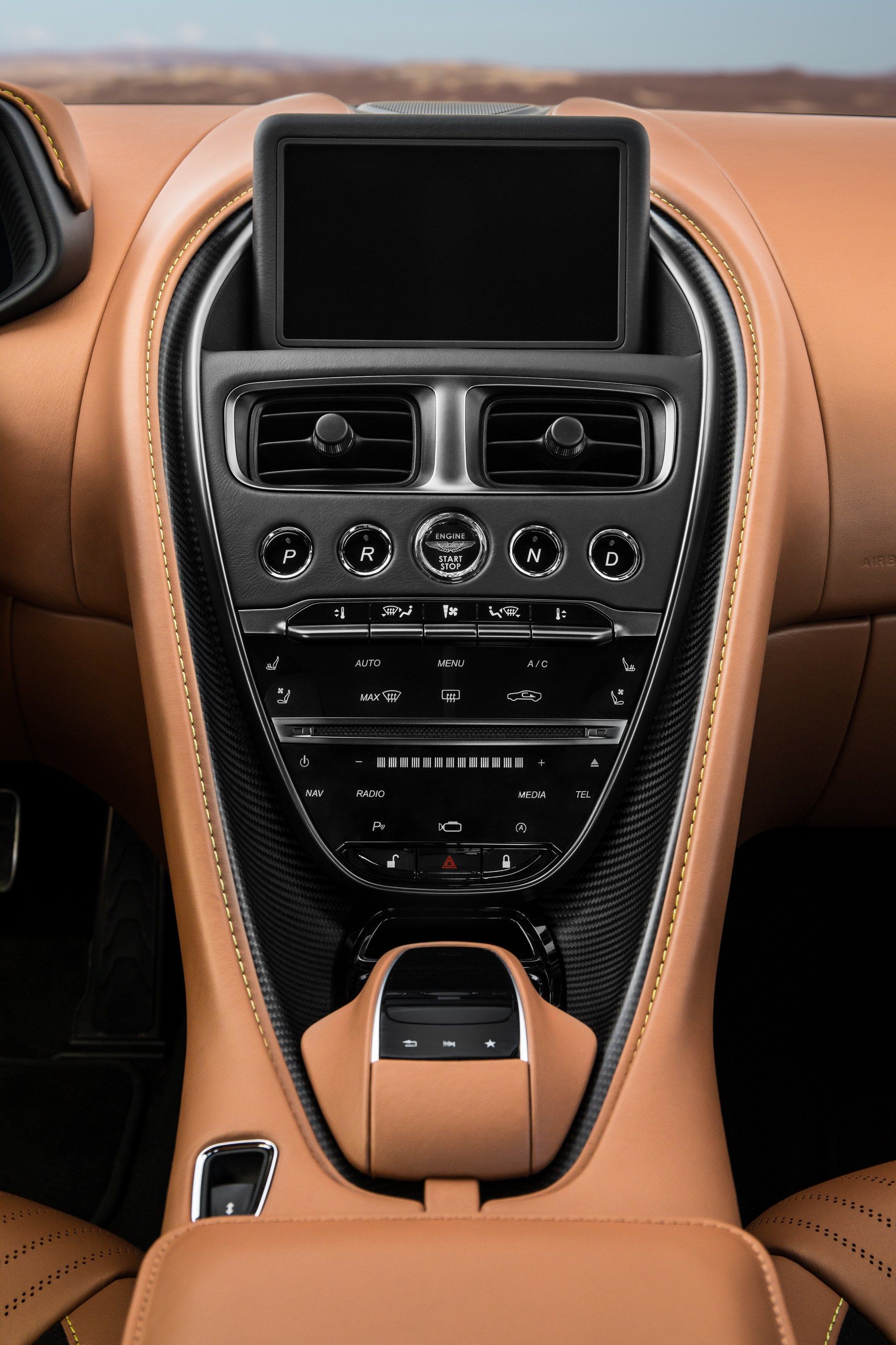 Aston-Martin-DB11-AMR-22 Aston Martin DB11 AMR Debuts With 630 HP And 208 MPH Top Speed