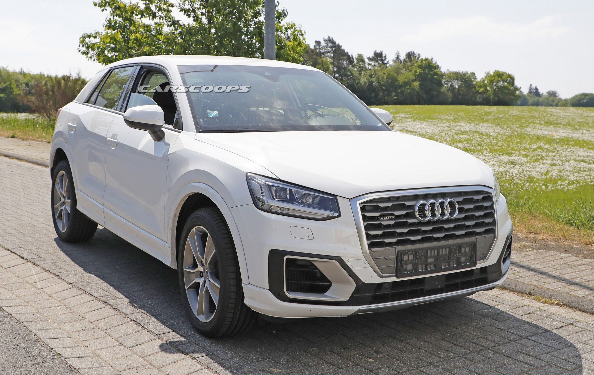 Audi-SQ2-2 Audi SQ2 Prototype Scooped Inside And Out