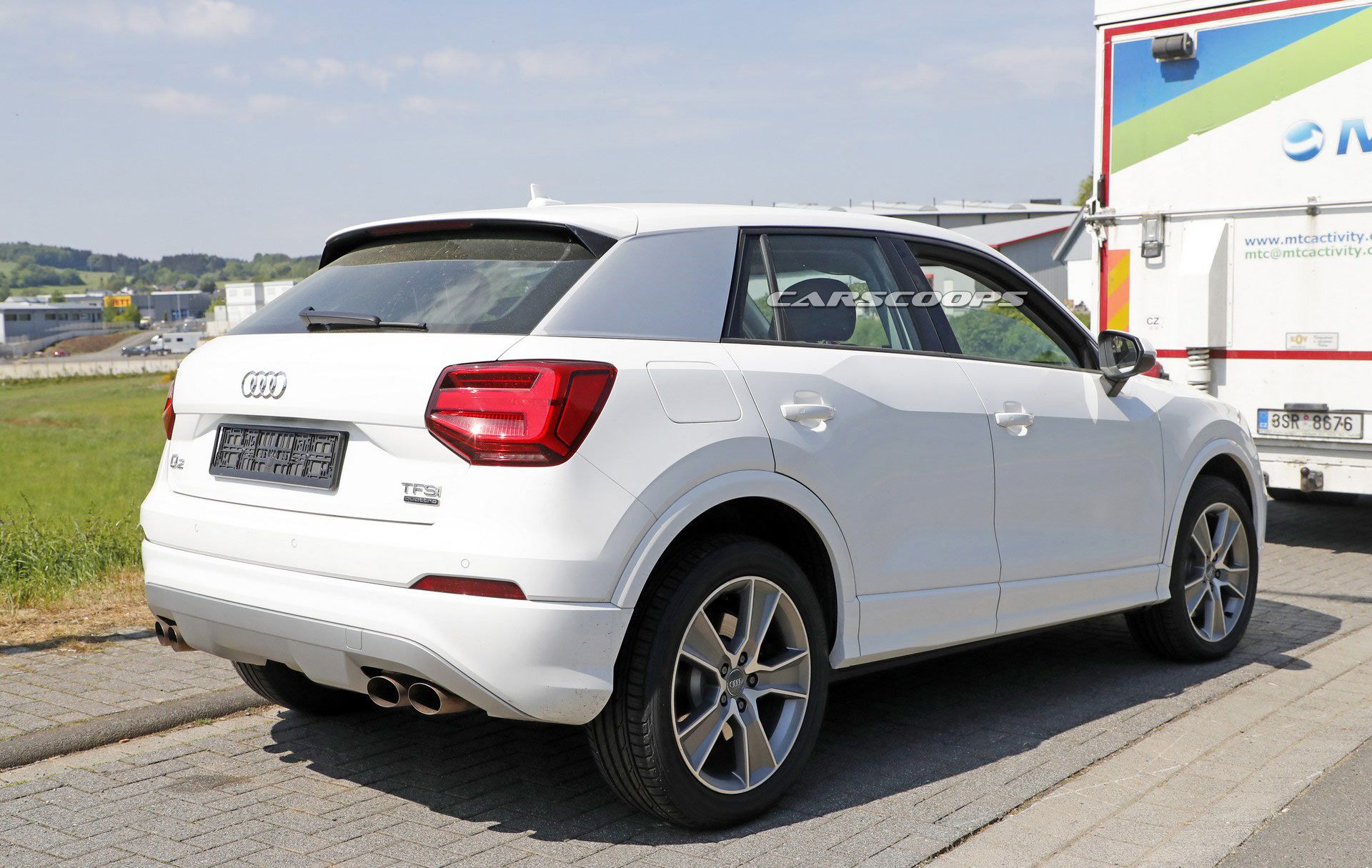 Audi-SQ2-3 Audi SQ2 Prototype Scooped Inside And Out