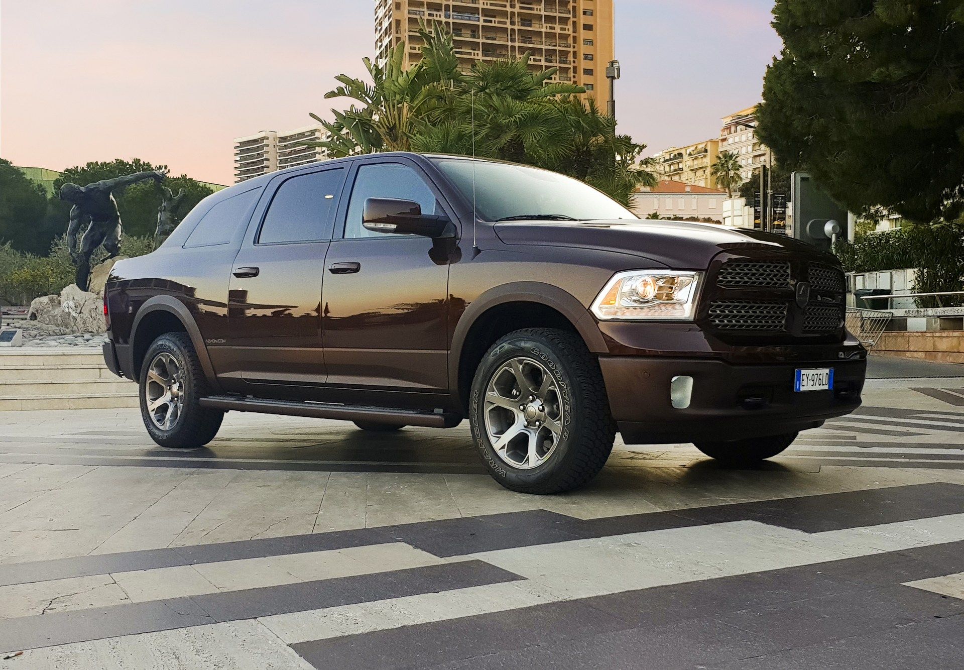 Aznom-Atulux-5 Aznom Atulux Is A $263k Coachbuilt RAM That Doesn’t Know If It’s A Truck, SUV Or Sedan