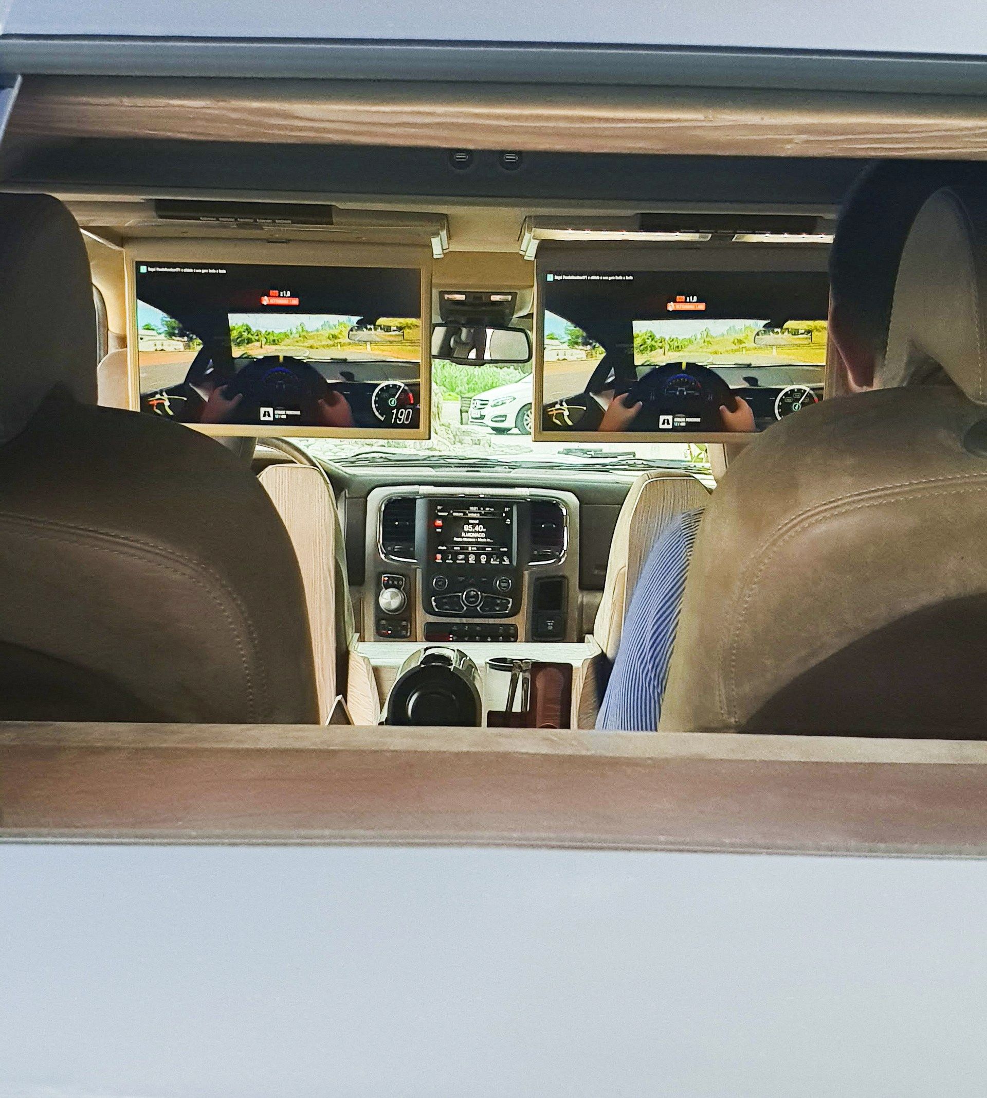 Aznom-Atulux-8 Aznom Atulux Is A $263k Coachbuilt RAM That Doesn’t Know If It’s A Truck, SUV Or Sedan