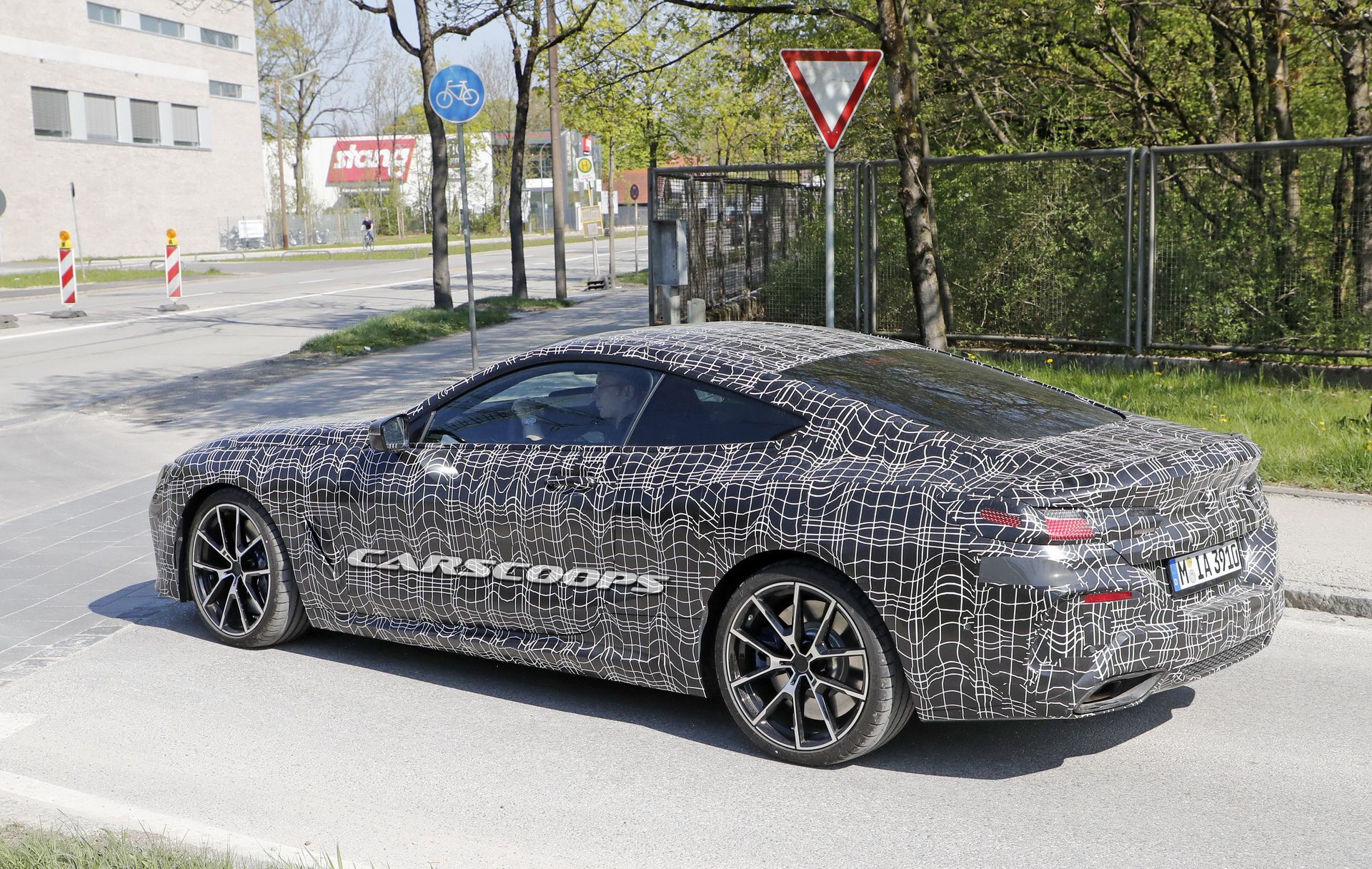 BMW-8-Coupe-05 2019 BMW 8-Series: Here Are The Latest Scoop Photos And Details