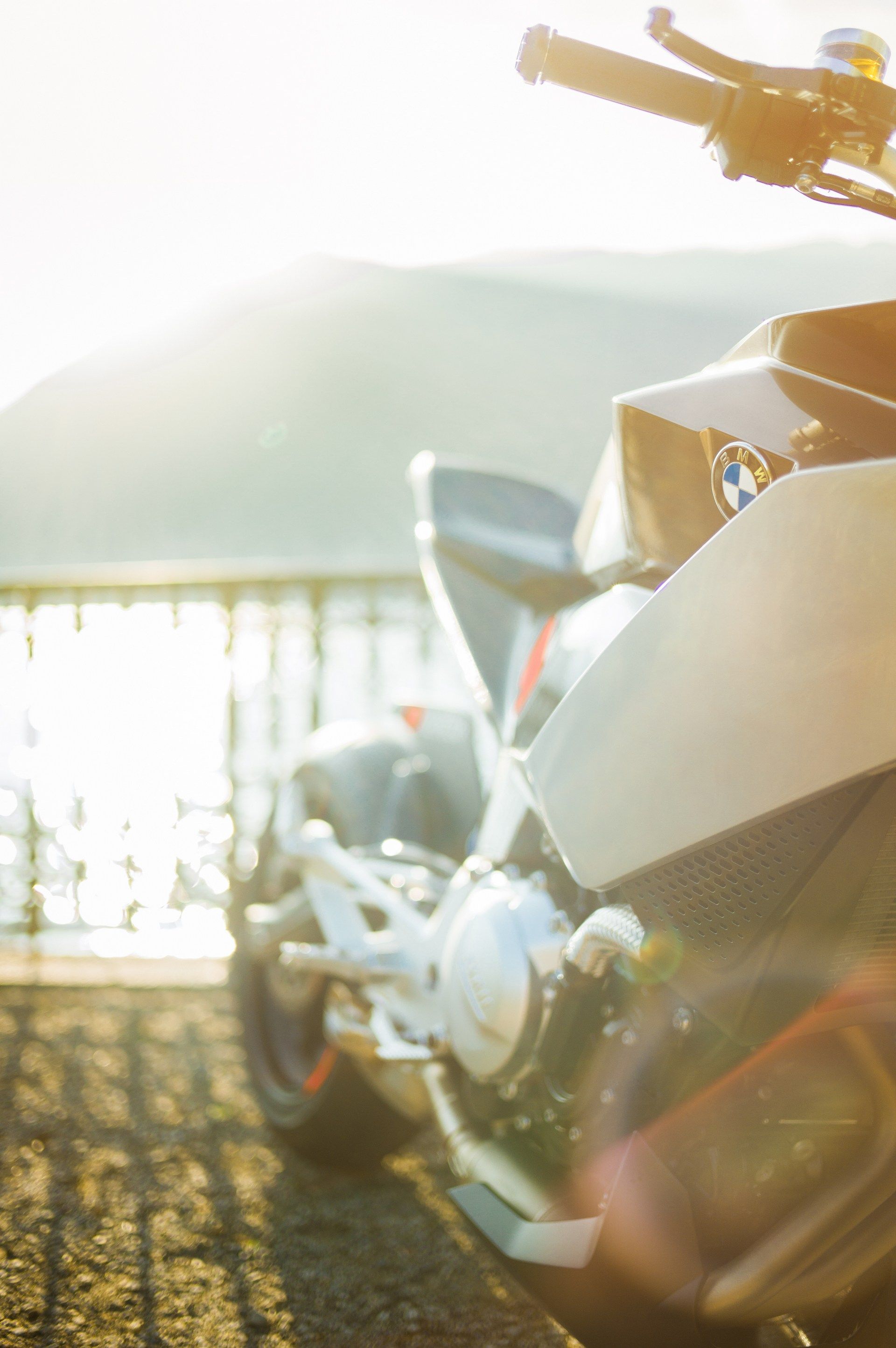 BMW-Concept-9cento-11 BMW 9cento Concept Unveiled, Could Preview New Adventure Sport Bike