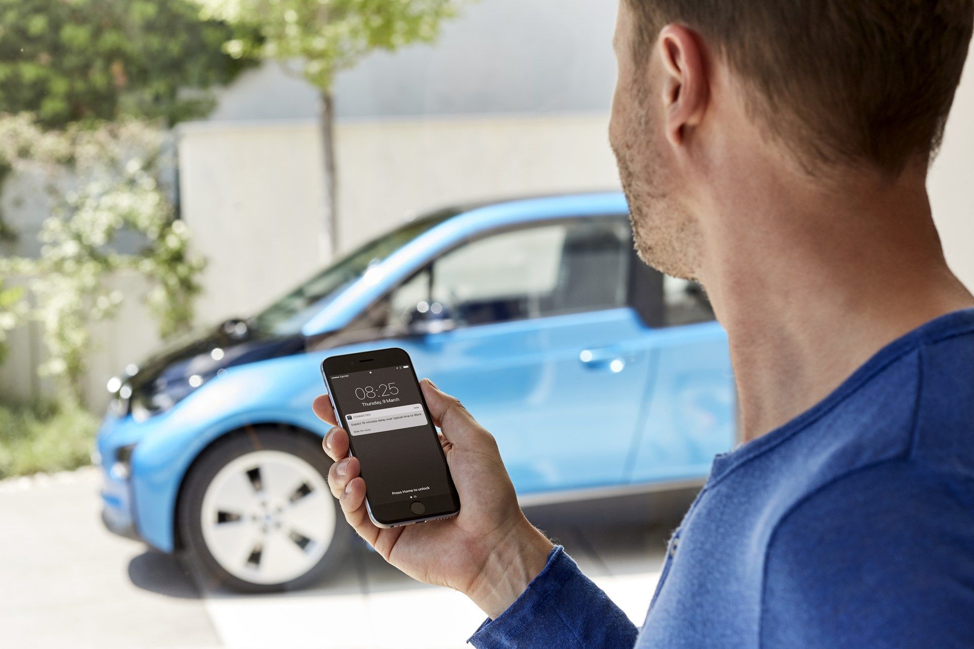 BMW-Connected-Services BMW Summer Updates Include 1-Series Metropolitan Edition And Aero Pack For i8 Roadster