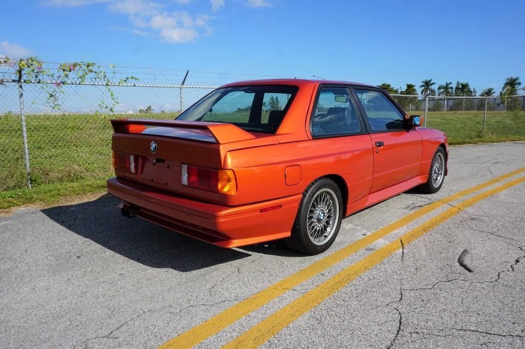 Bmw E30 M3 Orange