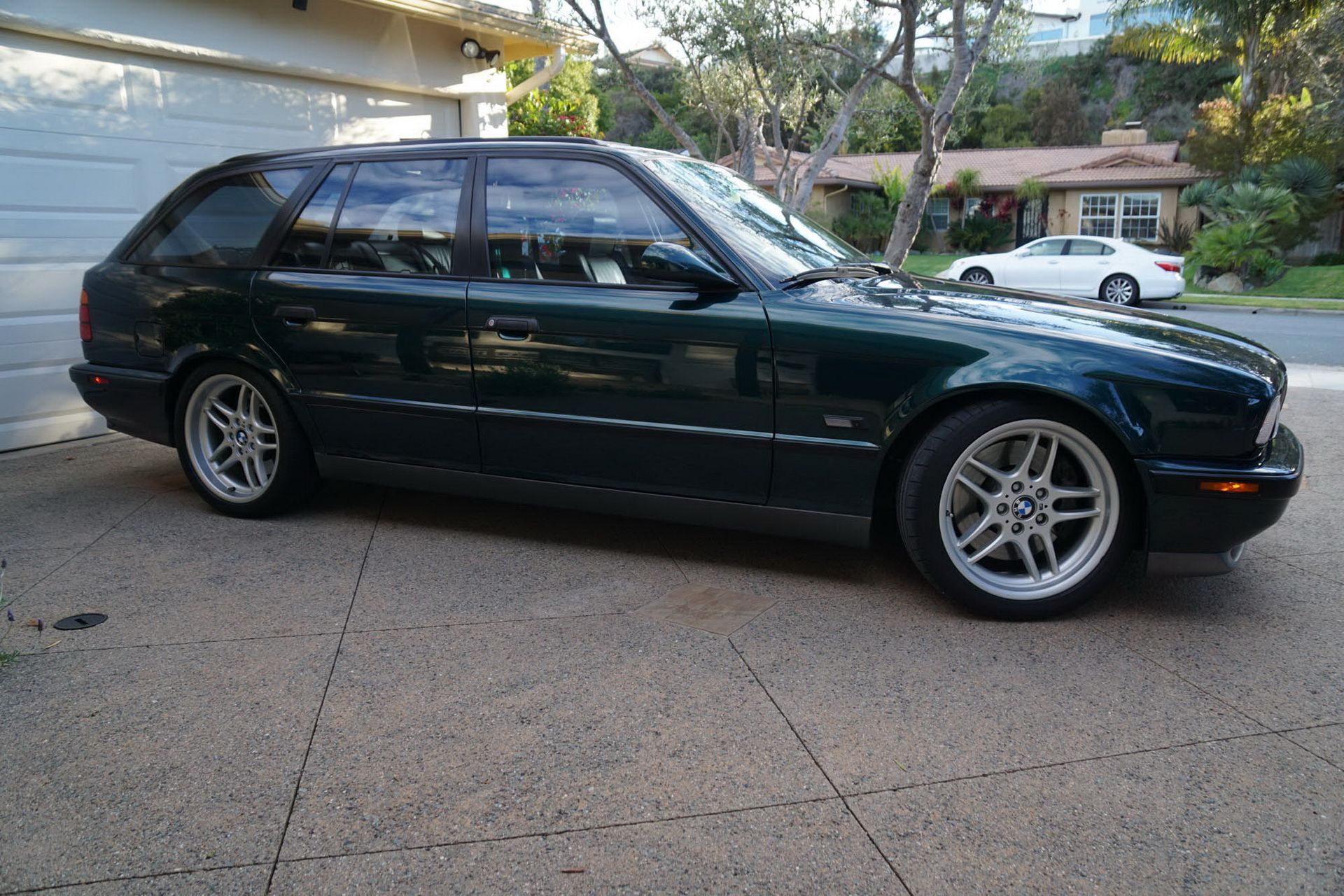 Oxford Green BMW E34 M5 Touring Is Just Pure Wagon Porn | Carscoops