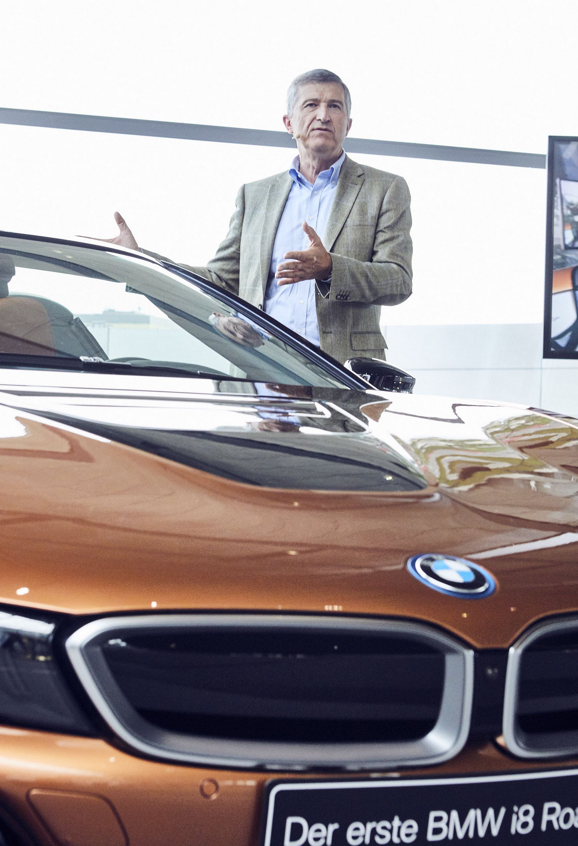 BMW-i8-Roadster-Delivery-9 BMW Hands Over The Very First i8 Roadsters