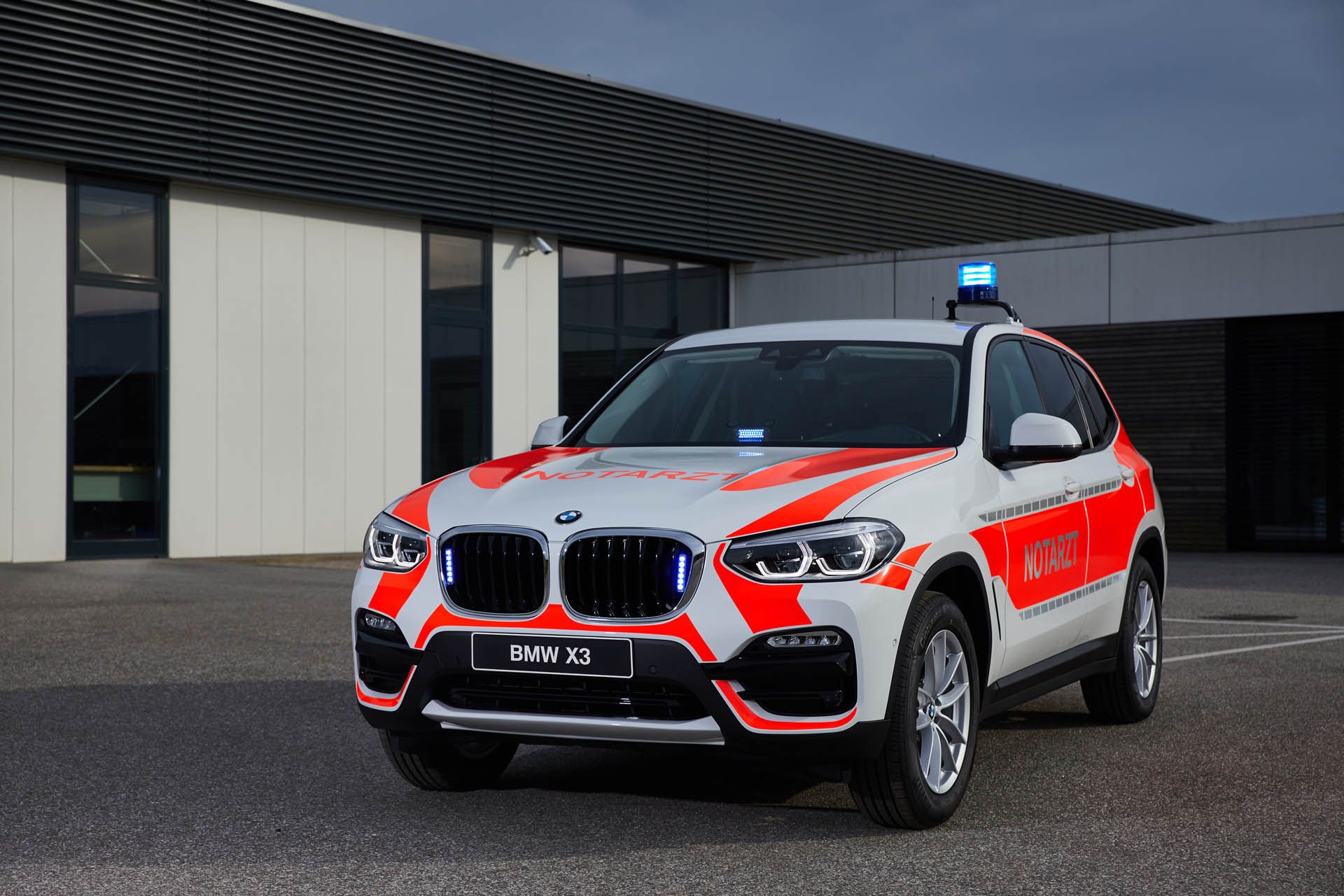 BMWX3xDrive20d-emergency-physician-04 Mini JCW Makes For A Pretty Cool Little Cop Car At BMW’s RETTmobil Stand