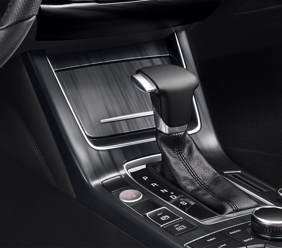 Borgward-BX6-11 Borgward Unveils The BX6 Crossover Coupe And Electric BXi7