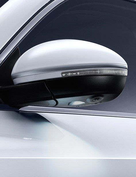 Borgward-BXi7-1 Borgward Unveils The BX6 Crossover Coupe And Electric BXi7