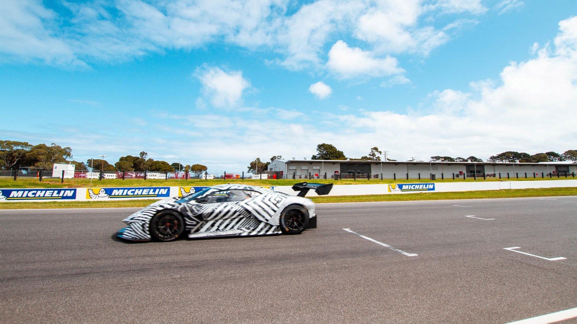 Brabham-BT62-1 Brabham BT62 Revealed As A Track-Only Supercar With 700 HP