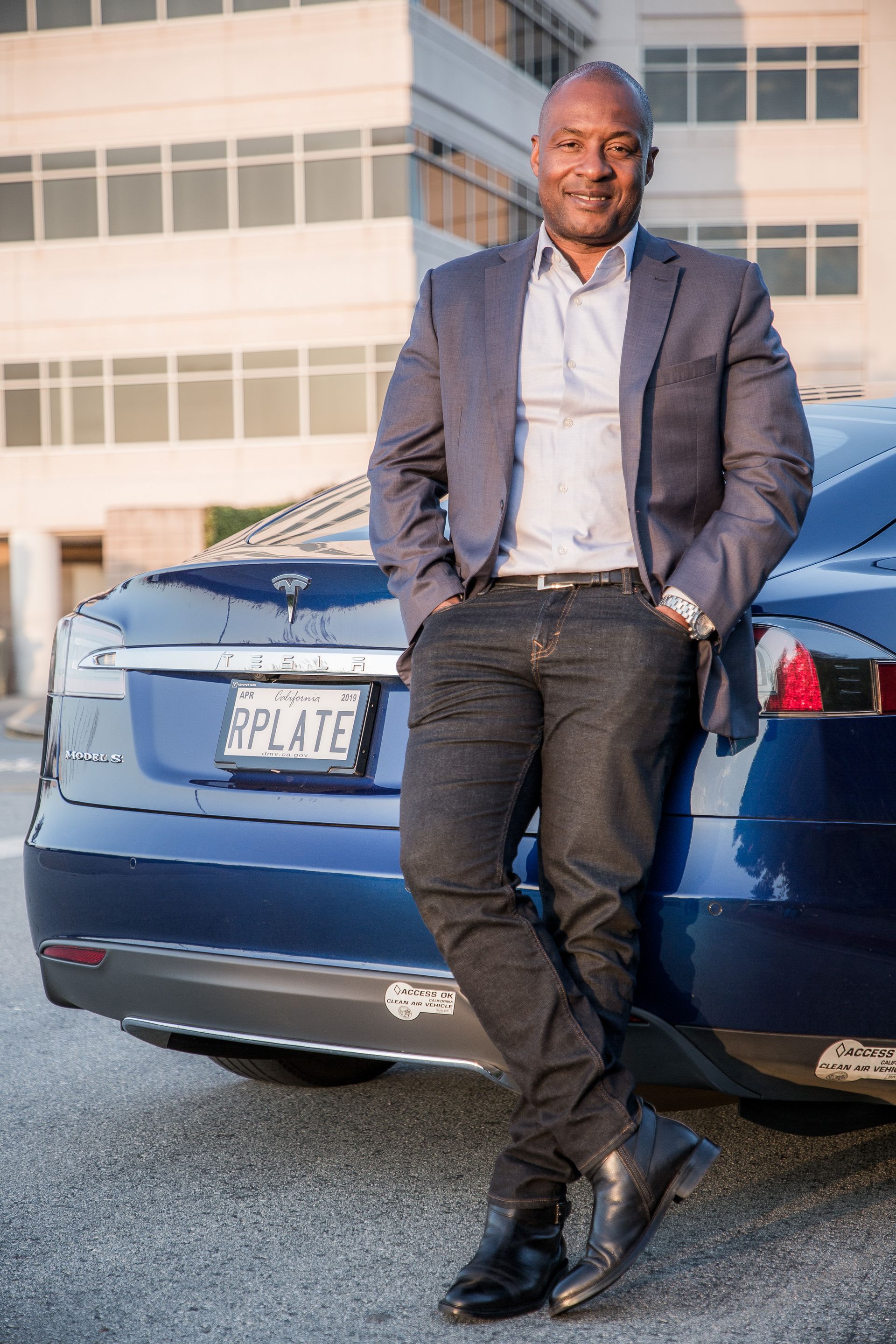 California-Digital-License-Plate-5 California Starts Pilot With Digital License Plates, What It’ll Cost You