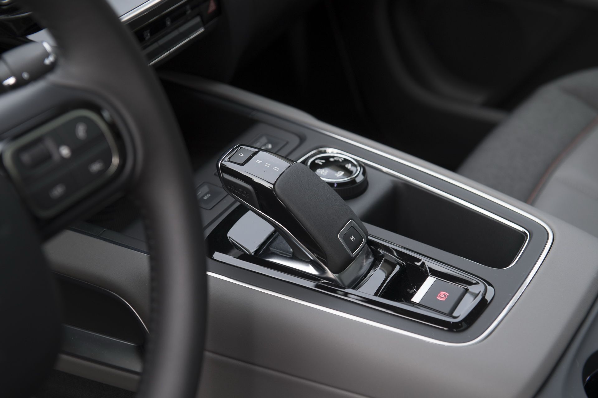 Citroen-C5-Aircross-05 New Citroen C5 Aircross Arrives In Europe As The Comfiest Compact SUV