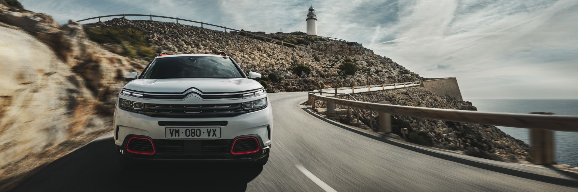Citroen-C5-Aircross-32 New Citroen C5 Aircross Arrives In Europe As The Comfiest Compact SUV