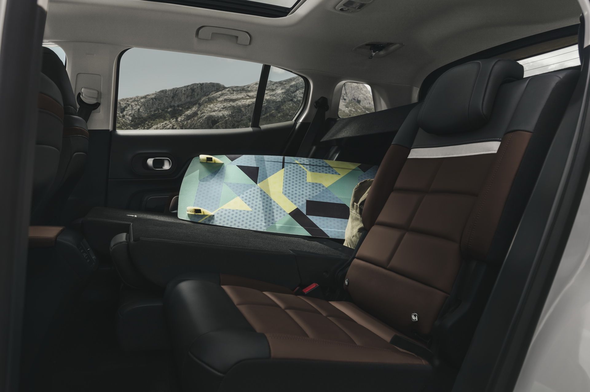 Citroen-C5-Aircross-43 New Citroen C5 Aircross Arrives In Europe As The Comfiest Compact SUV