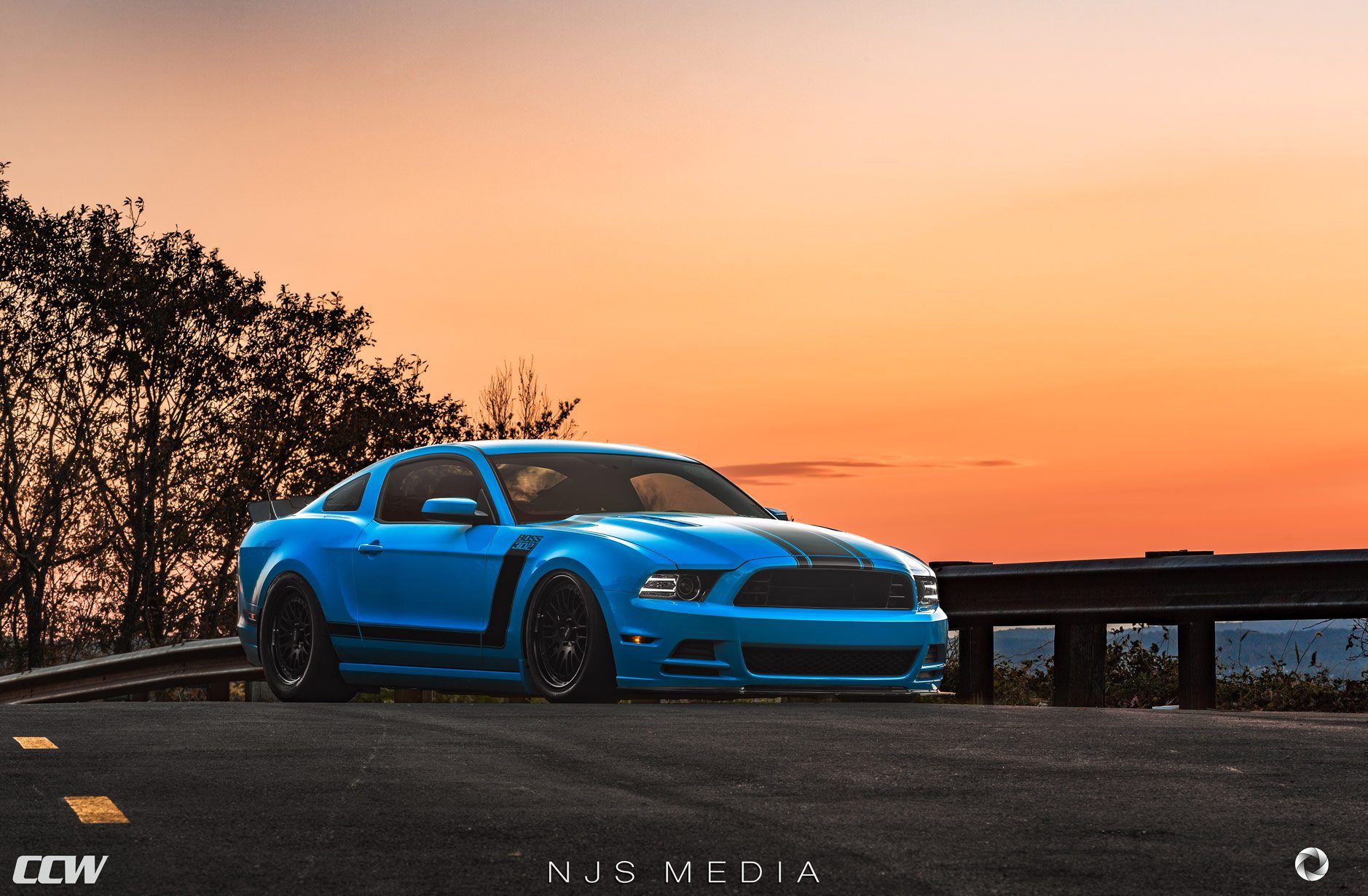 Ford-Mustang-Boss-302-Wheels-10 Lowered Ford Mustang Boss 302 With New Rims Is An Acquired Taste