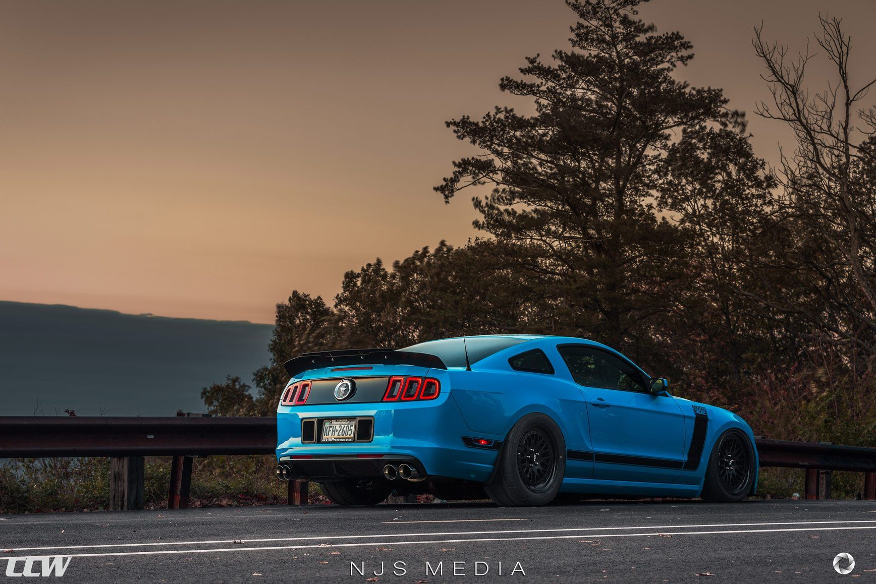 Ford-Mustang-Boss-302-Wheels-9 Lowered Ford Mustang Boss 302 With New Rims Is An Acquired Taste