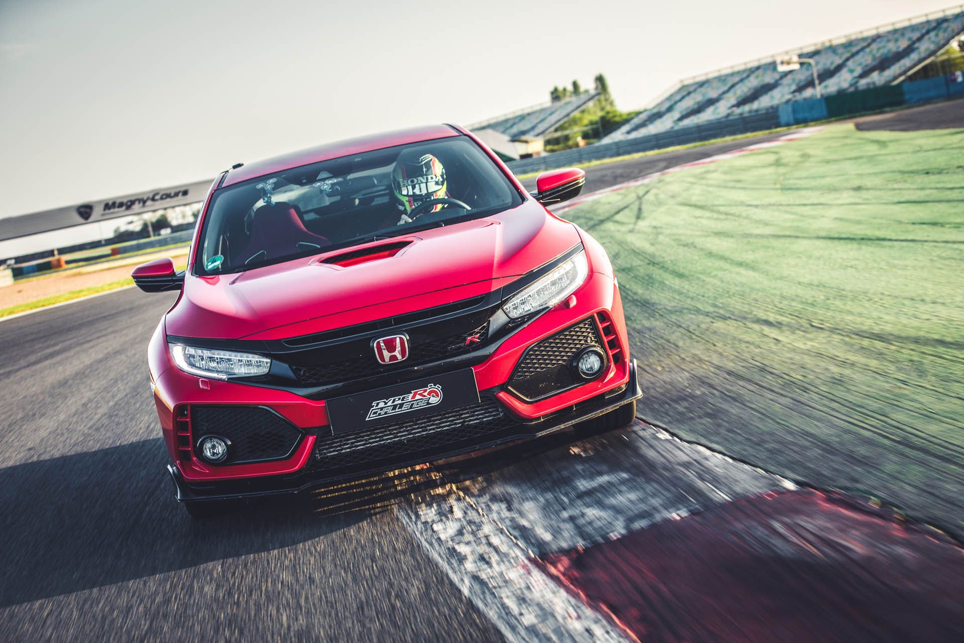 Honda-Civic-Type-R-Magny-Cours-02 Honda Civic Type R Claims Another Front-Drive Lap Record