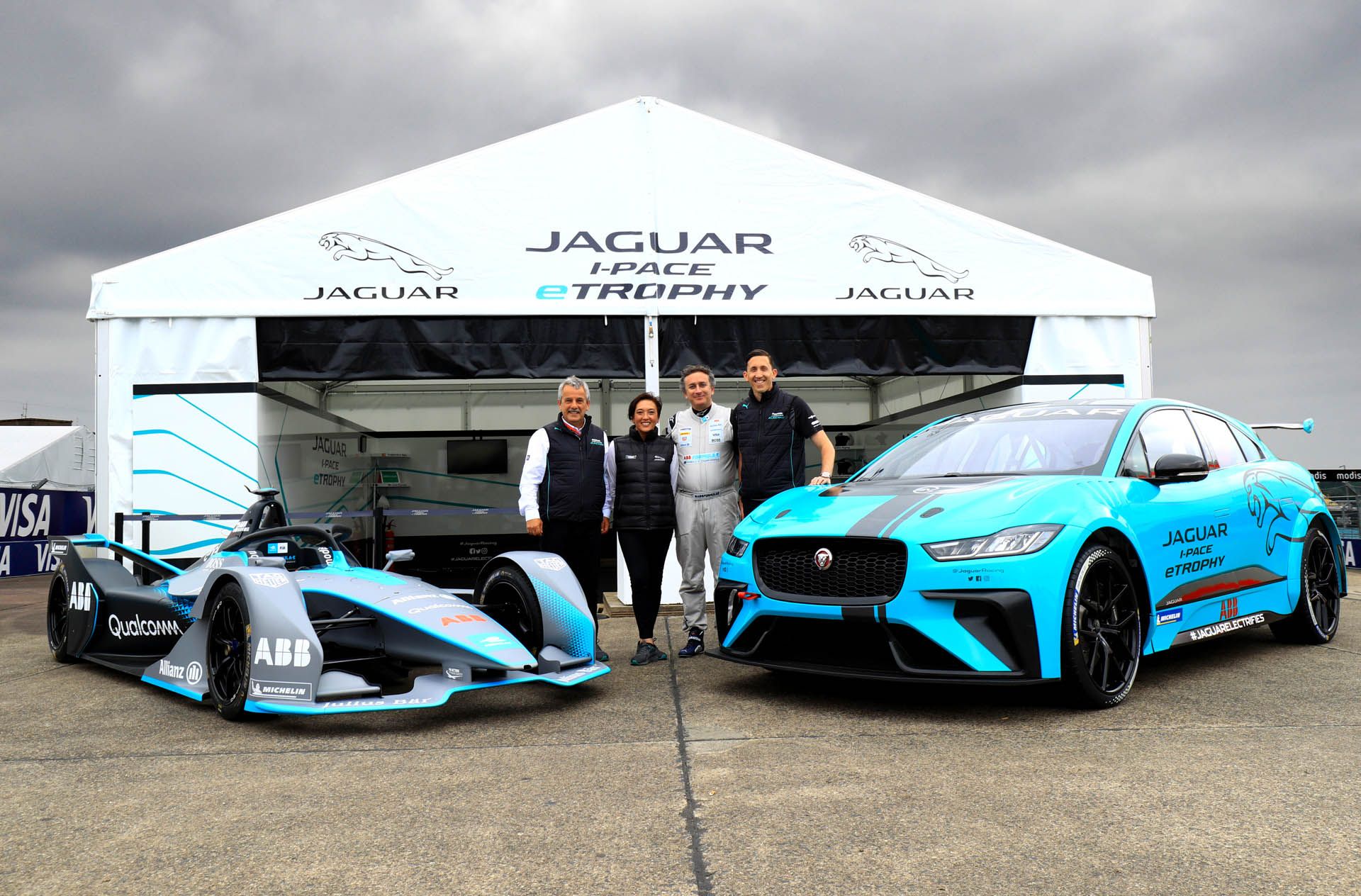 Jaguar_I-PACE_eTROPHY_Global_Debut_5 copy Jaguar I-Pace eTrophy Racer Debuts On Track In Berlin