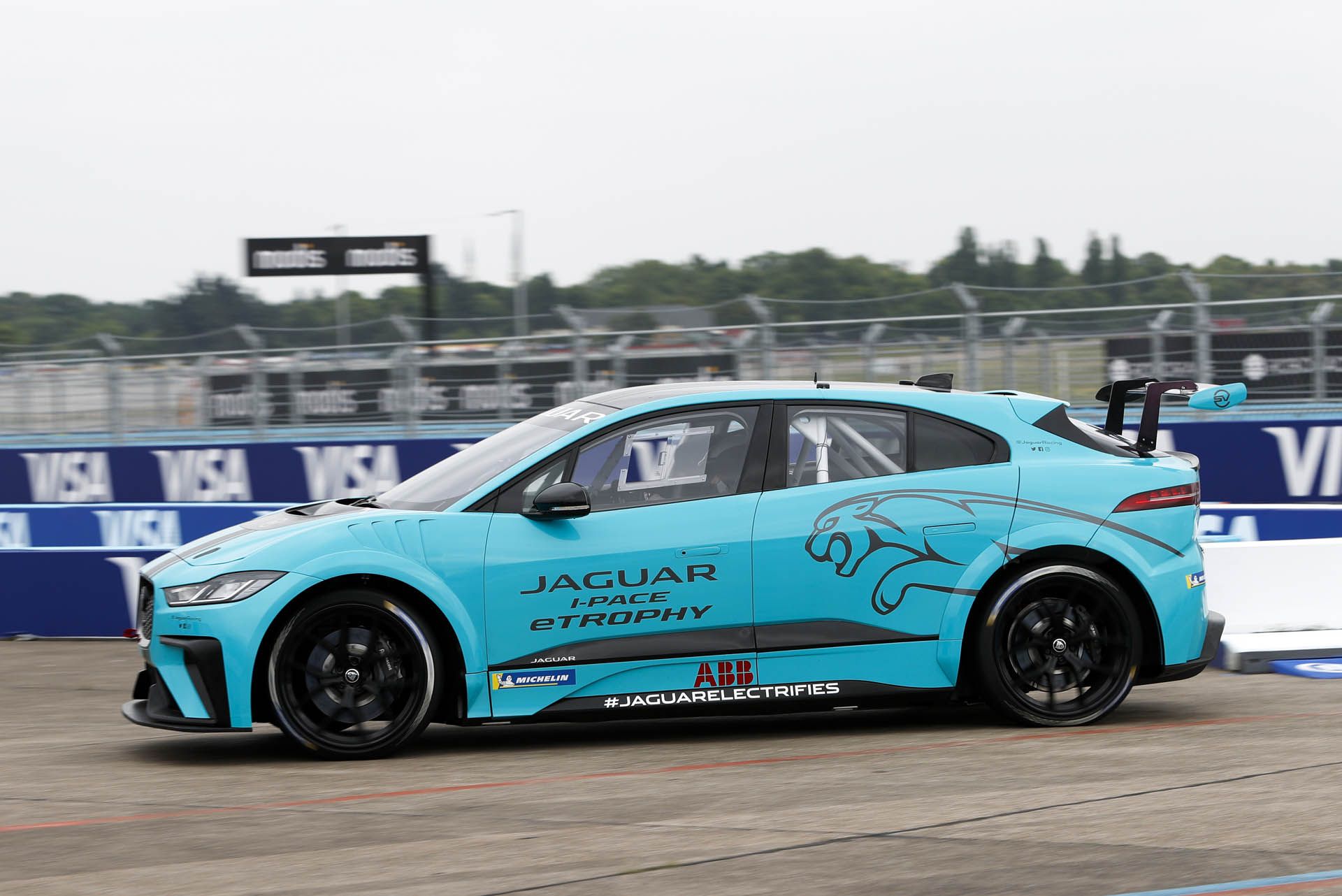 Jaguar_I-PACE_eTROPHY_Global_Debut_6 copy Jaguar I-Pace eTrophy Racer Debuts On Track In Berlin