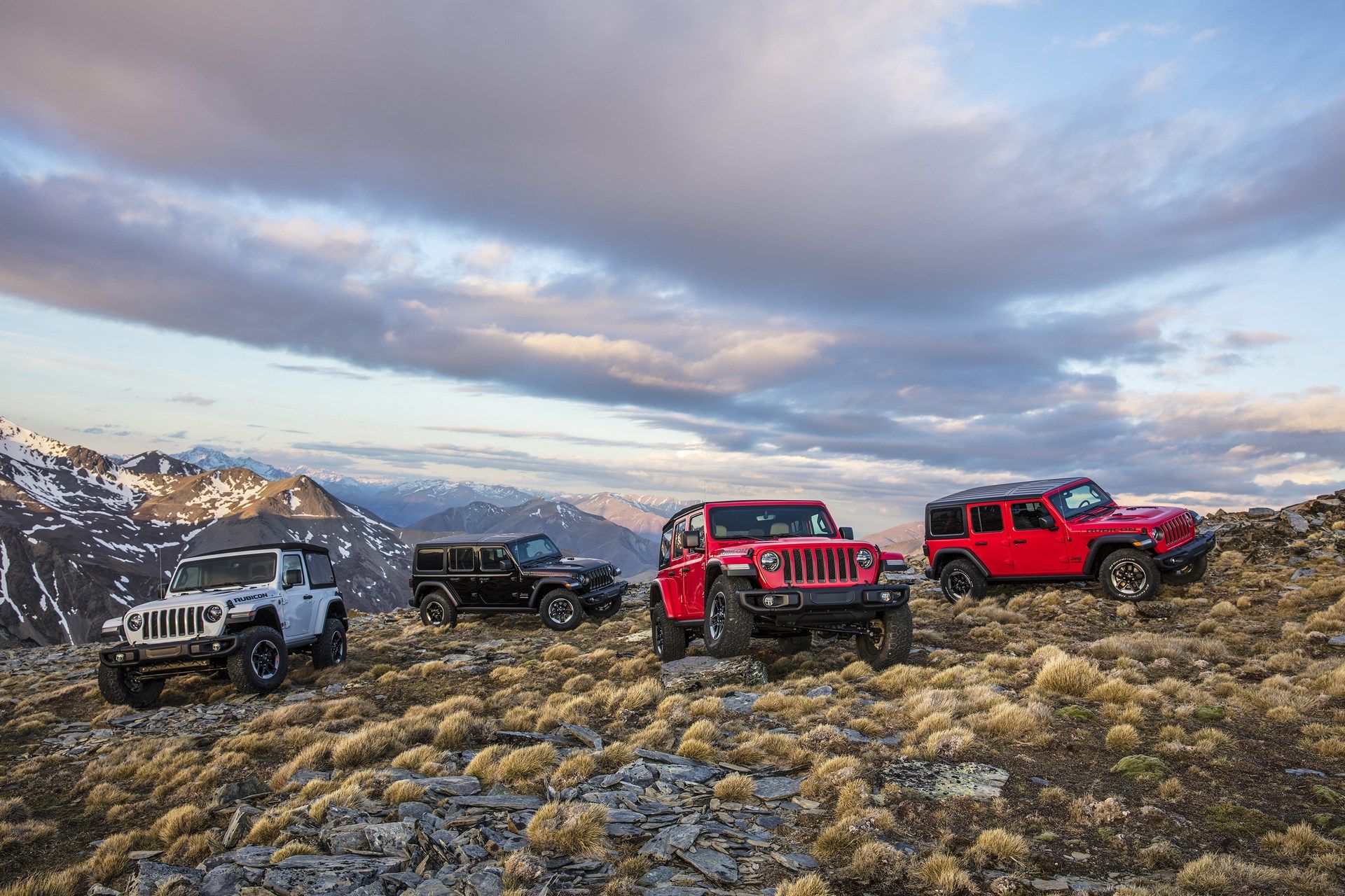 Jeep-Wrangler-12 2018 Jeep Wrangler Turbo Four Engine Improves Fuel Economy But Costs $3,000