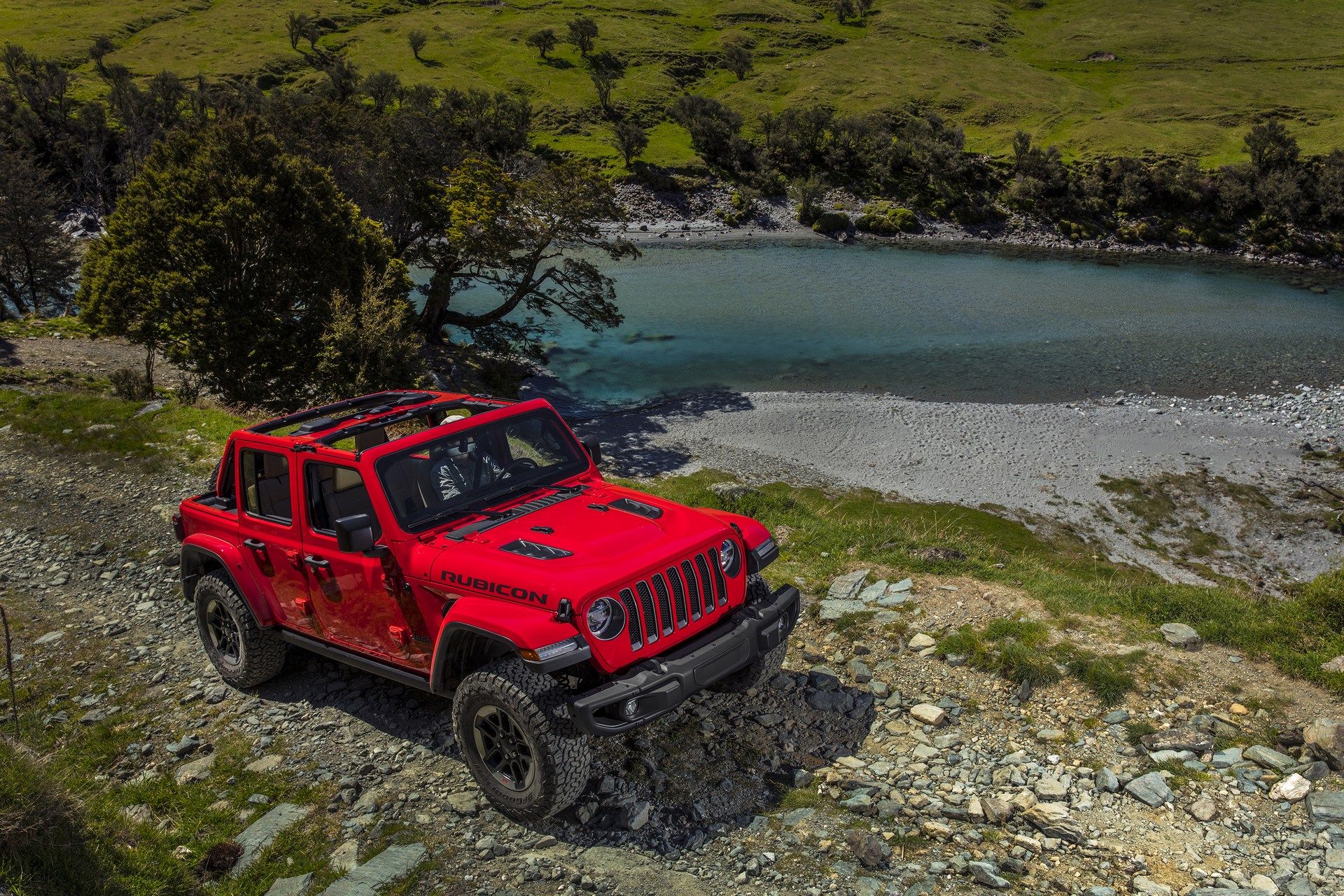 Jeep-Wrangler-18 2018 Jeep Wrangler Turbo Four Engine Improves Fuel Economy But Costs $3,000