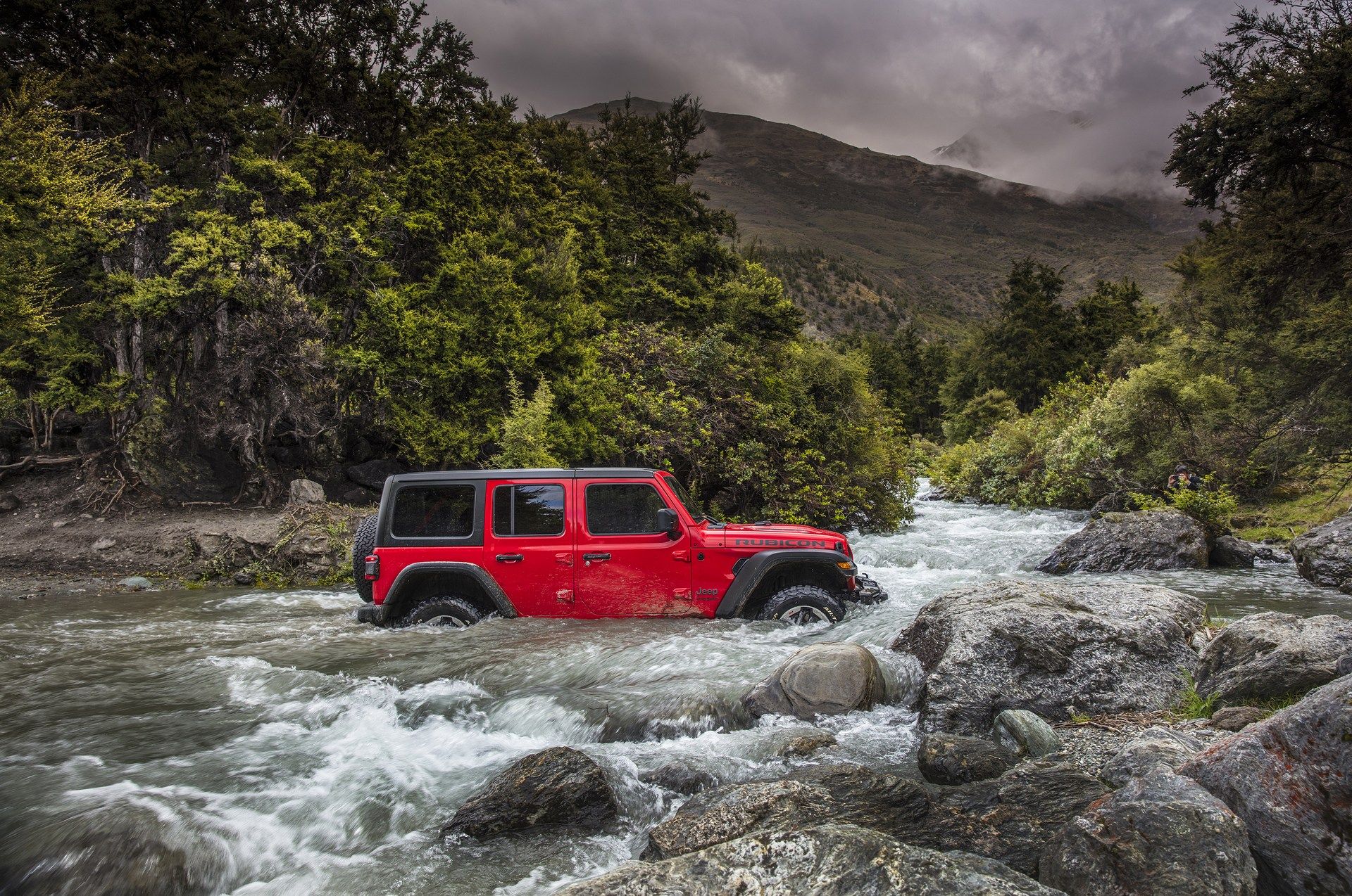 Jeep-Wrangler-20 2018 Jeep Wrangler Turbo Four Engine Improves Fuel Economy But Costs $3,000