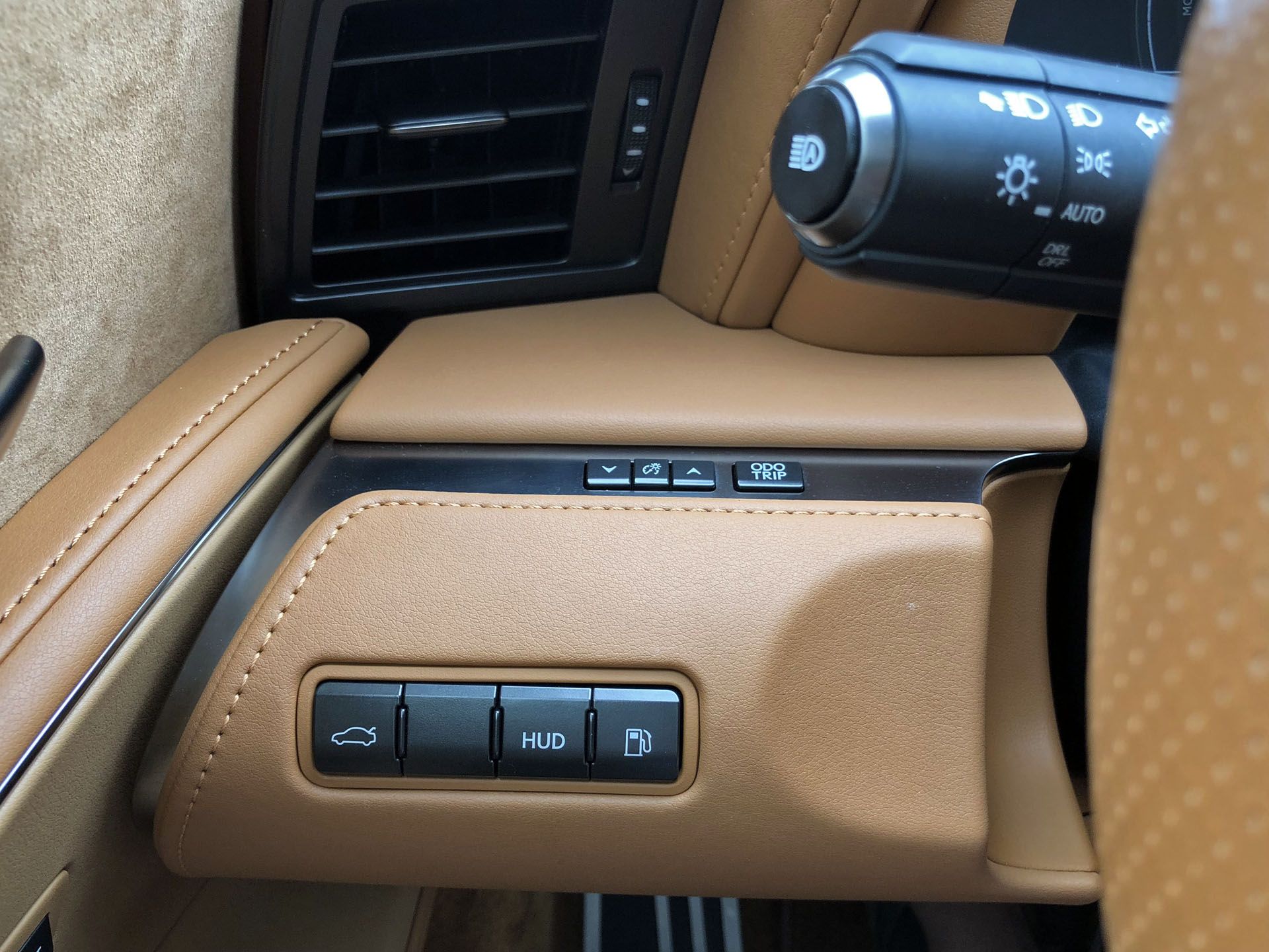 Lexus LC500h_32 We Drive The 2018 Lexus LC500h Hybrid V6: Ask Us Anything