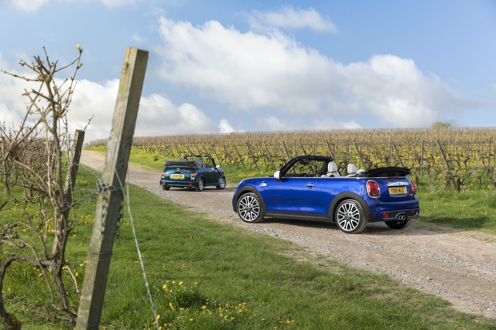 MINI-Cooper-Convertible-4 MINI Celebrates 25 Years Of Convertibles With A New Special Edition