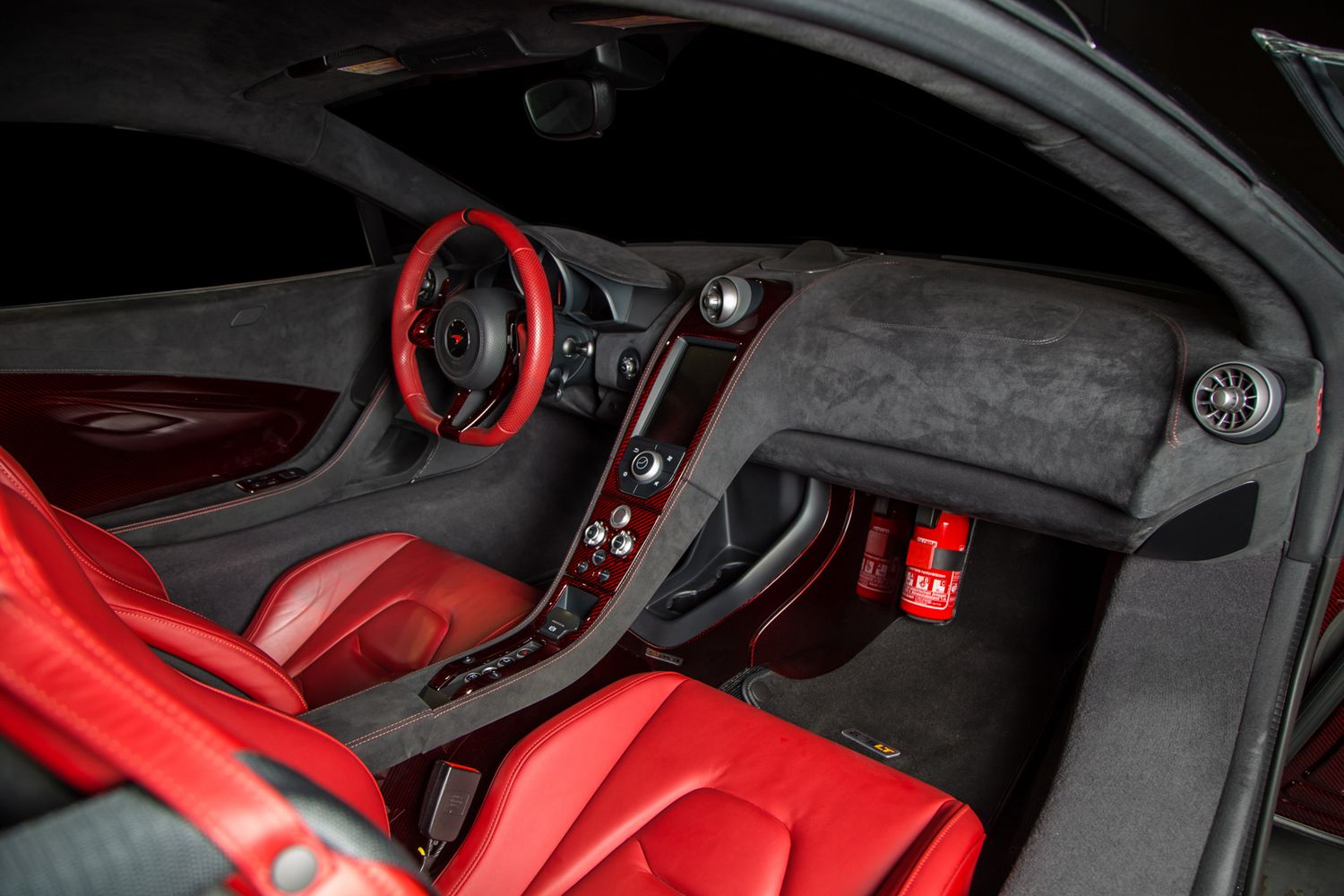 McLaren-675LT-For-Sale-12 Red And Black McLaren 675LT Is For Acquired Tastes