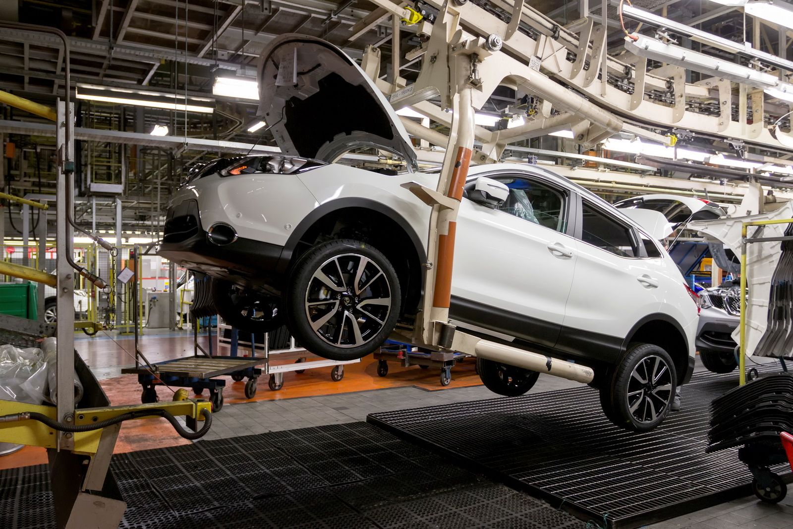 Nissan-Production-Cut-3 Nissan To Slash North American Production By 20 Per Cent