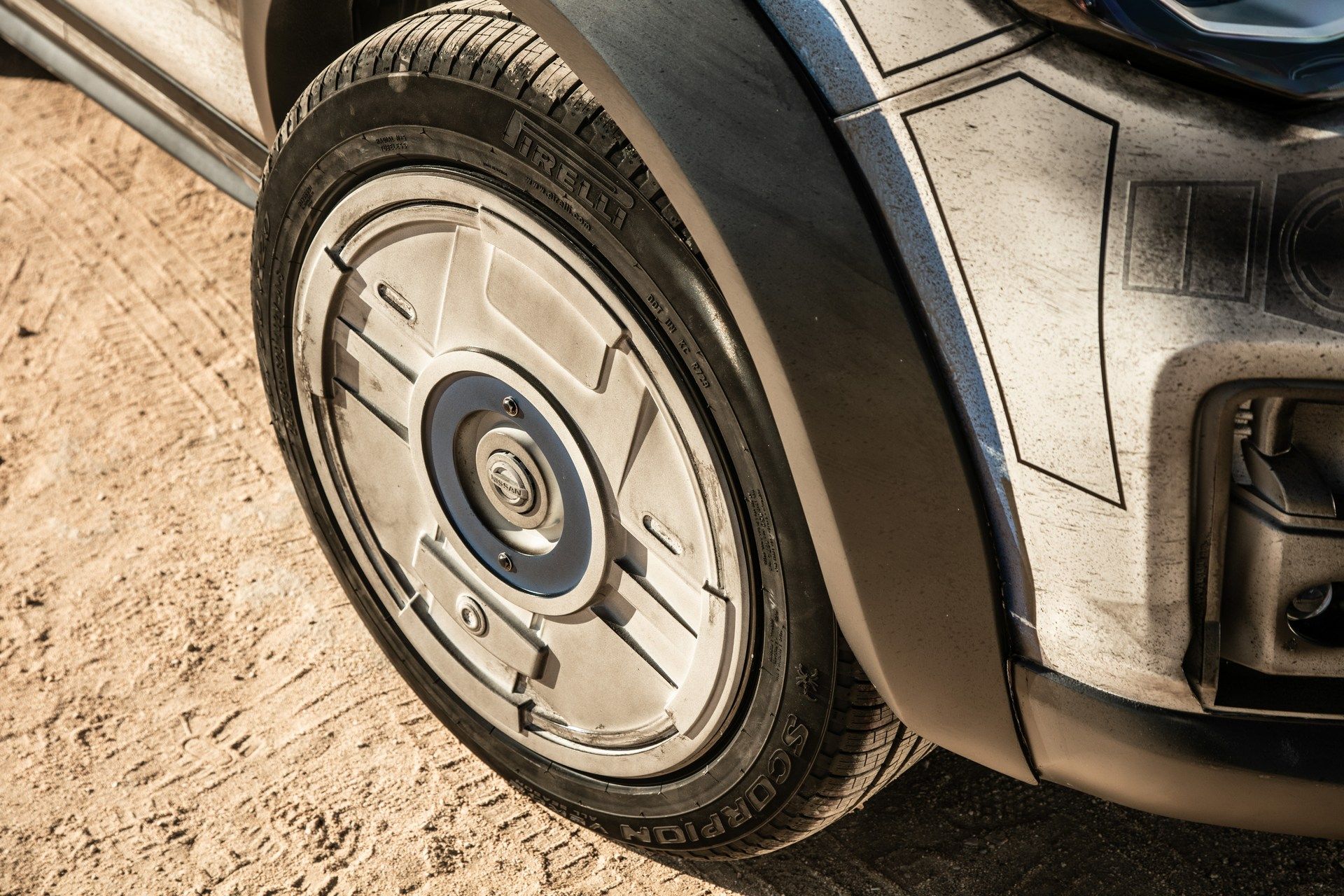 Nissan-Rogue-Solo-Edition-12 The Force Is Strong In Nissan’s Rogue For Solo: A Star Wars Story