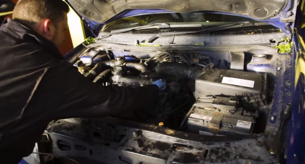  This Is What 432,000 Miles Do To An Engine’s Internals