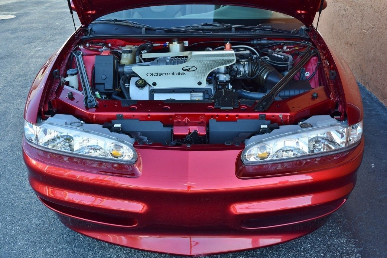 Oldsmobile-Intrigue-OSV-Concept-10 Is the Oldsmobile Intrigue OSV Concept Intriguing Enough To Buy For $19,500?