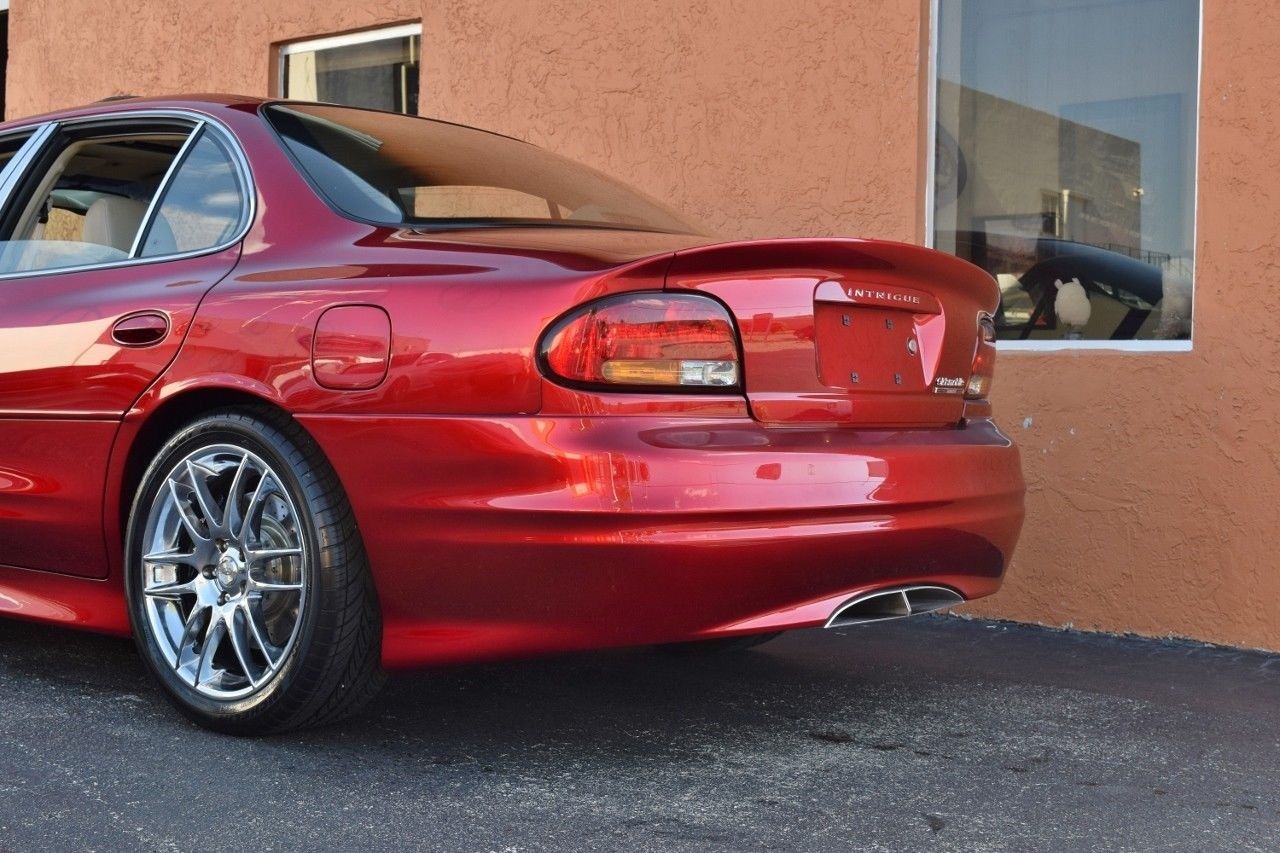 Oldsmobile-Intrigue-OSV-Concept-13 Is the Oldsmobile Intrigue OSV Concept Intriguing Enough To Buy For $19,500?
