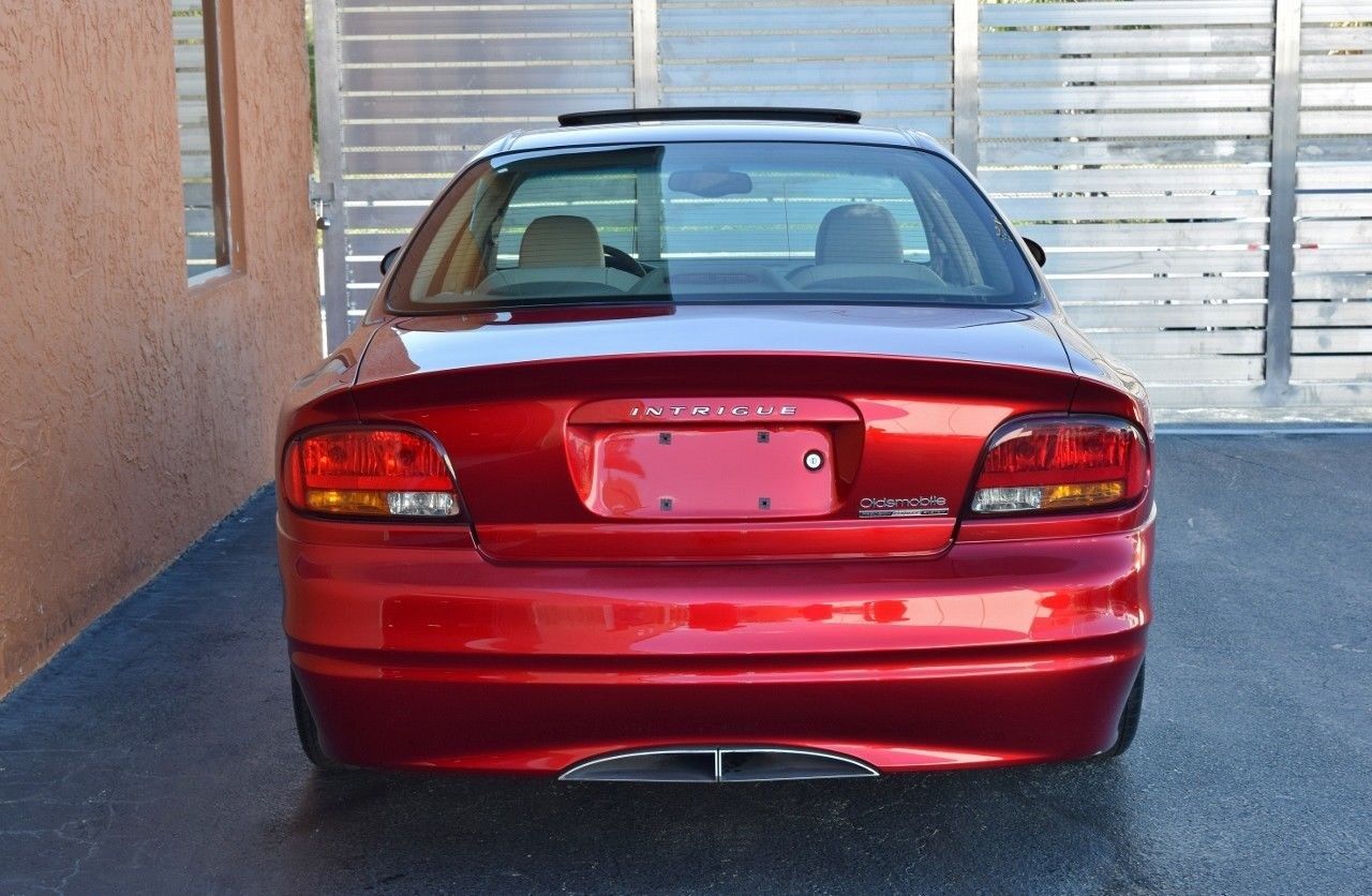 Oldsmobile-Intrigue-OSV-Concept-6 Is the Oldsmobile Intrigue OSV Concept Intriguing Enough To Buy For $19,500?