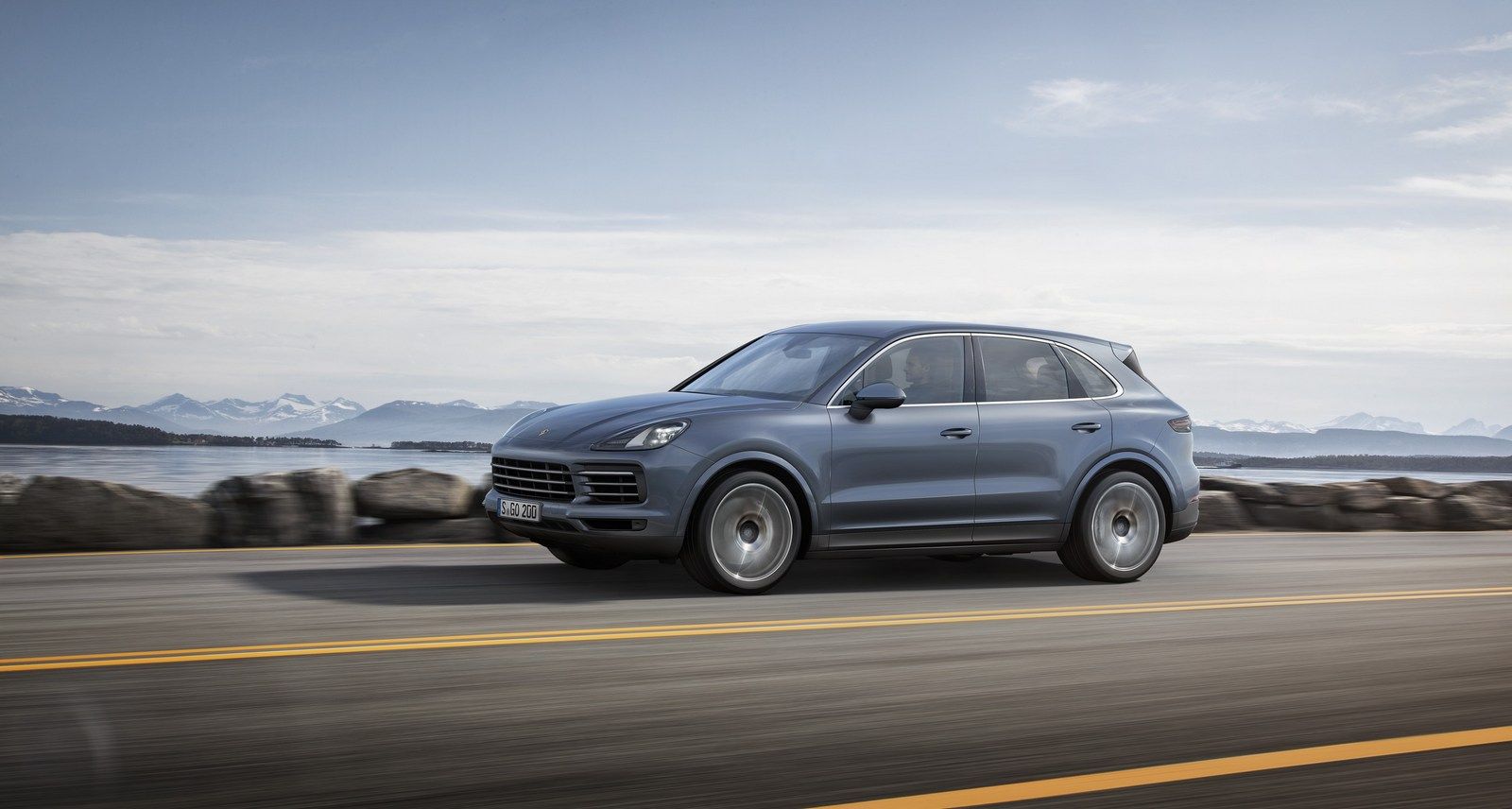 Porsche-Cayenne-V6-Diesel-4 Porsche Considering A V6 Diesel Cayenne