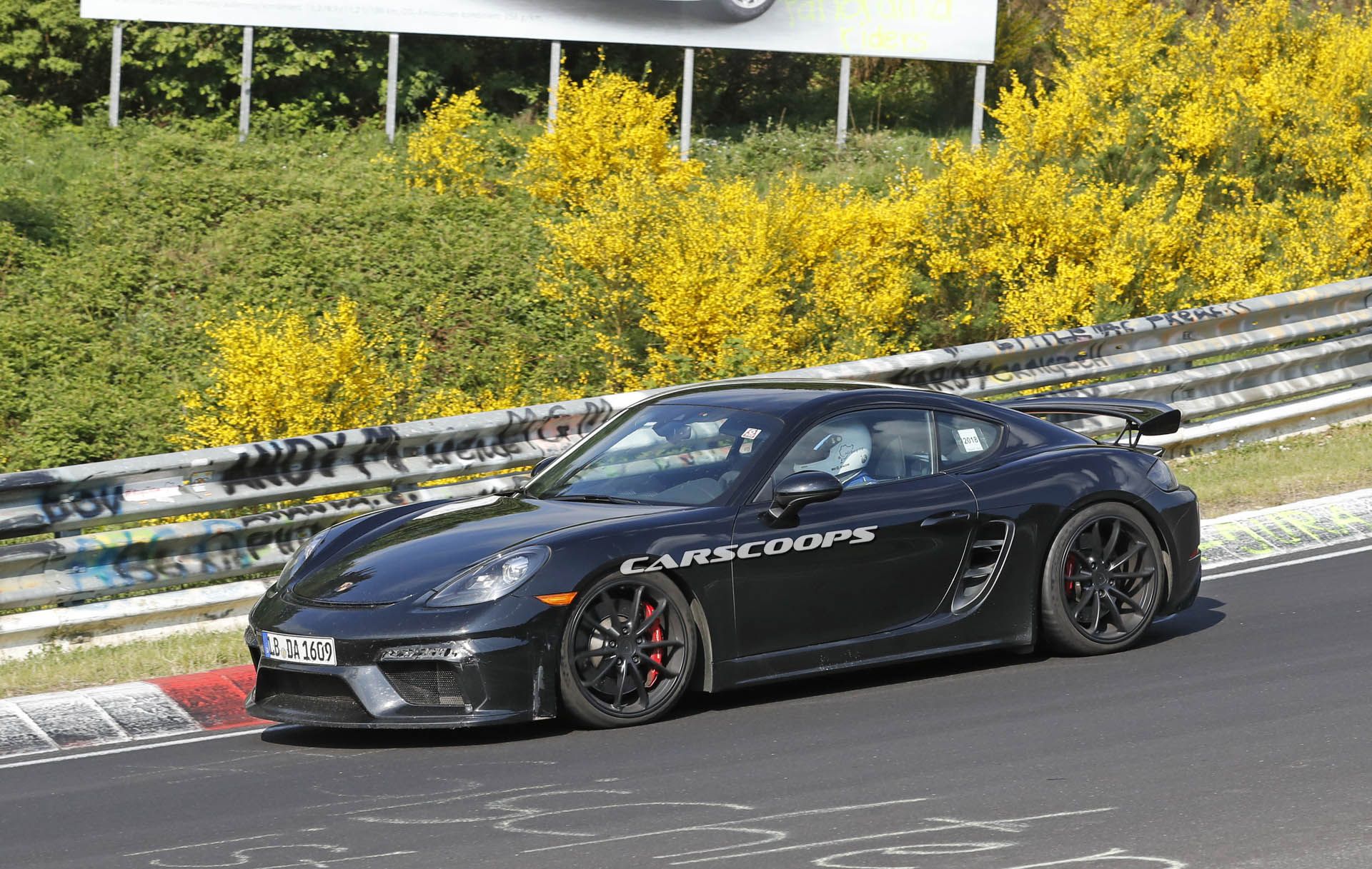 Porsche Cayman GT4 5 copy The New 718 Cayman GT4 Could Be The Best Unadulterated Porsche Yet