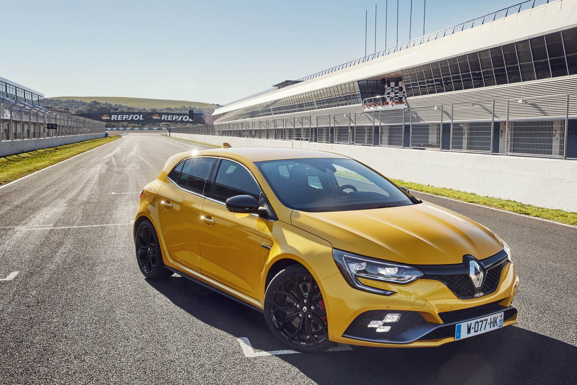 RENAULT ANNOUNCES UK PRICING AND SPECIFCIATION FOR ALL-NEW MEGANE R Renault UK Prices New Megane RS From £27,495, Clio RS 18 Is £24,295