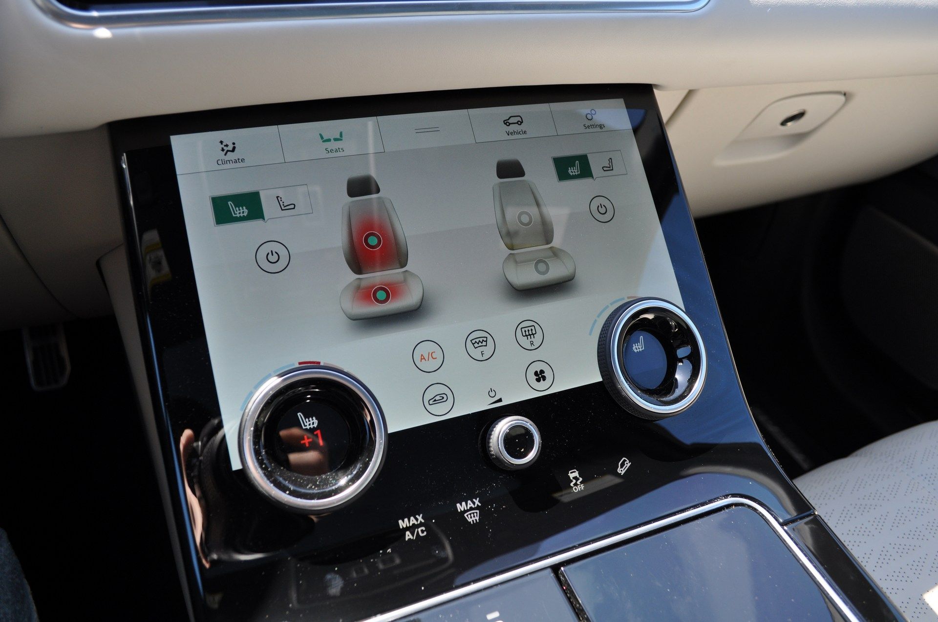 Range-Rover-Velar-10 2018 Range Rover Velar 2.0T Review: Is The Four-Cylinder Version A True Luxury SUV?