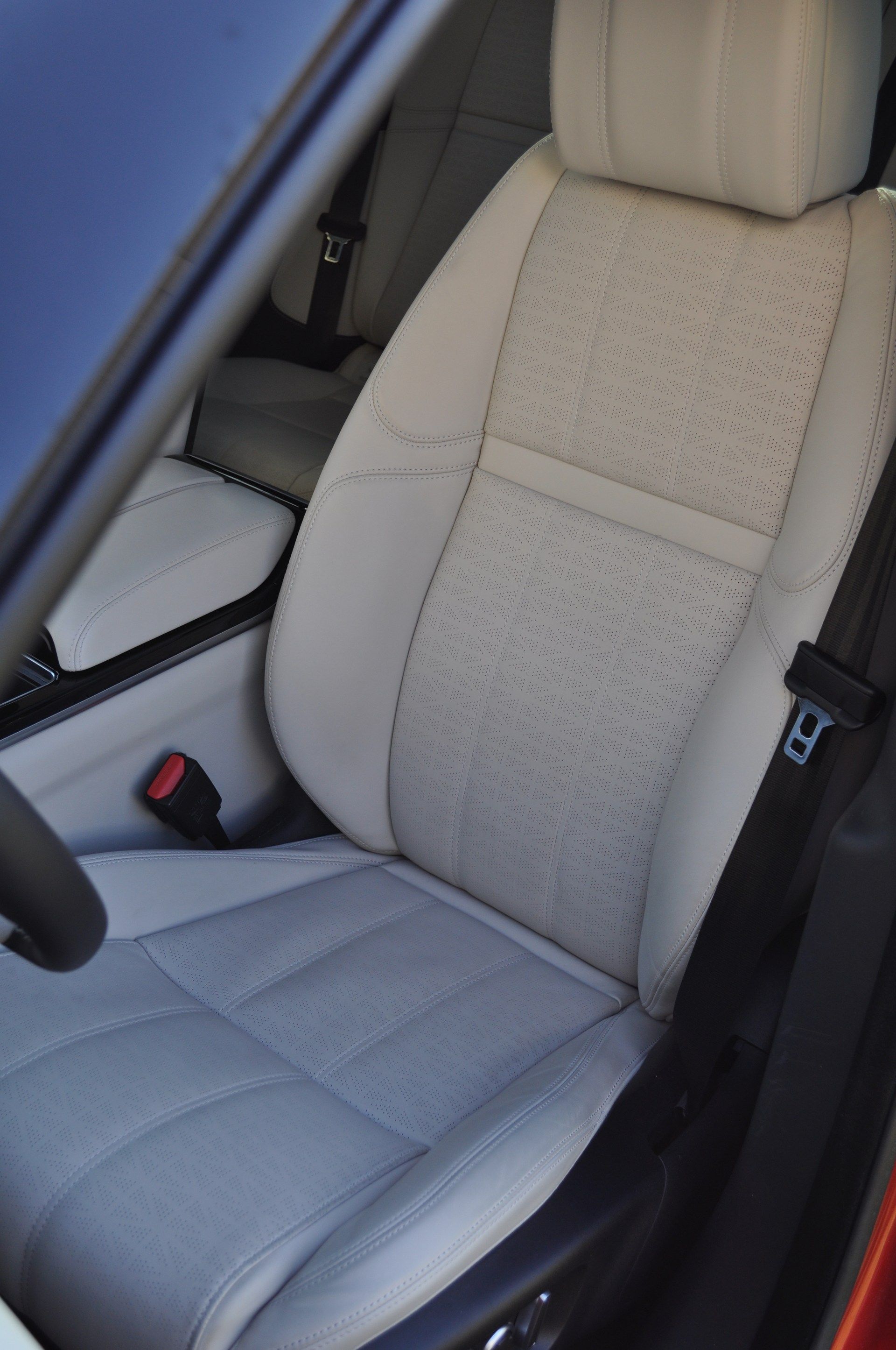 Range-Rover-Velar-33 2018 Range Rover Velar 2.0T Review: Is The Four-Cylinder Version A True Luxury SUV?